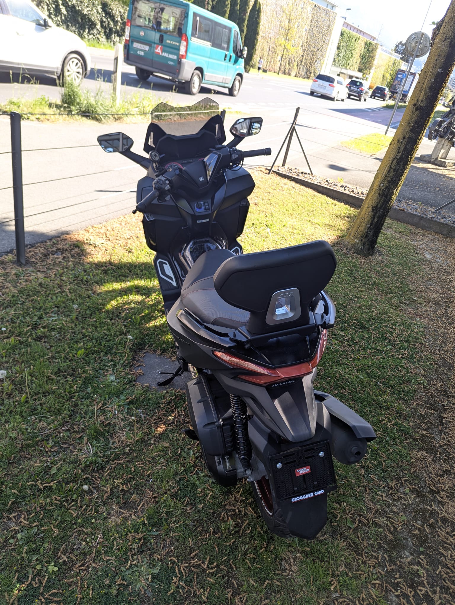 HONDA Nss 125 Forza Special Edition-image-3