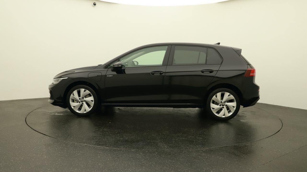 VW Golf VIII 1.5 TSI PHEV Limited-image-1