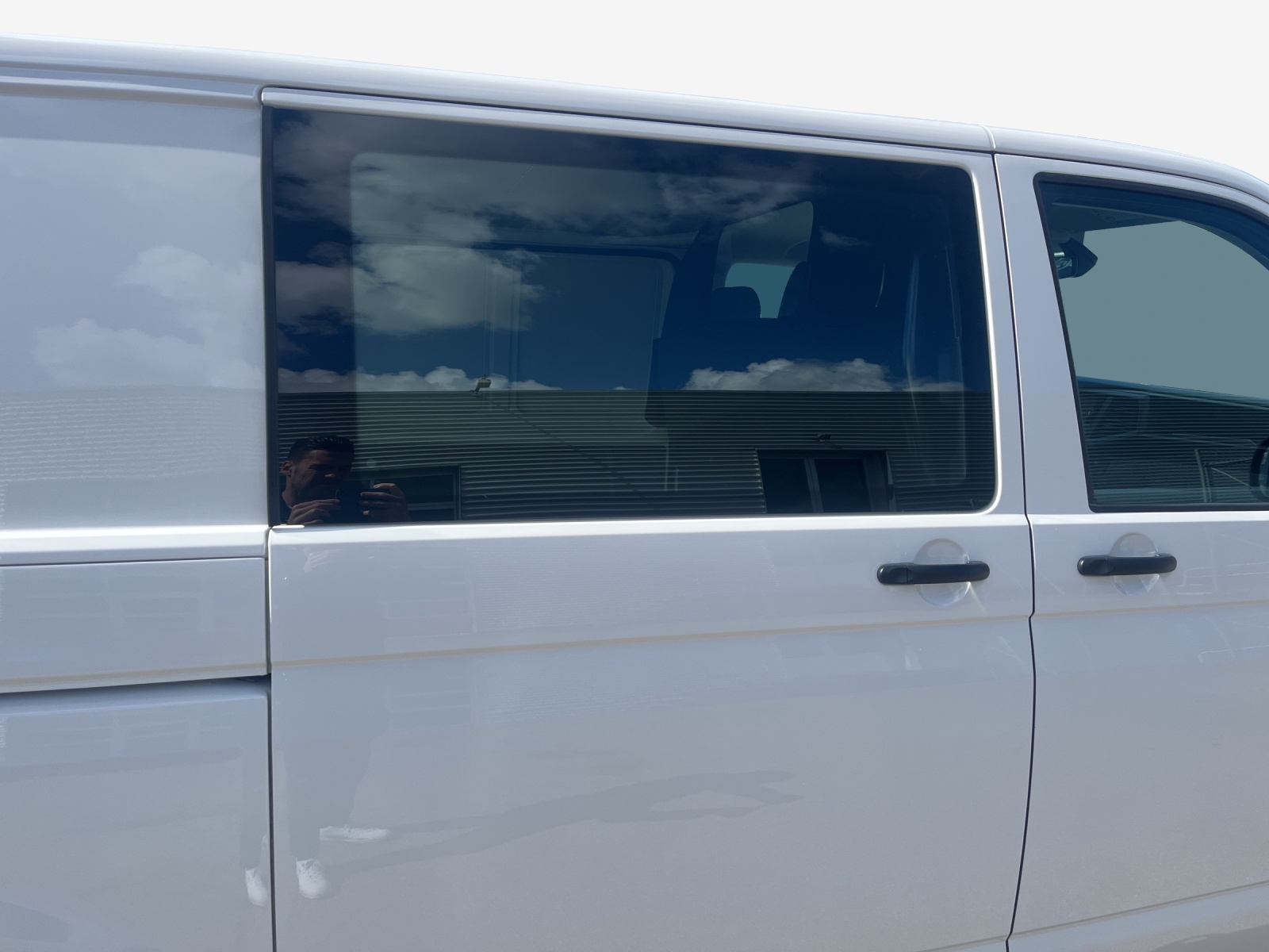 VW T6.1 2.0 TDI-image-13
