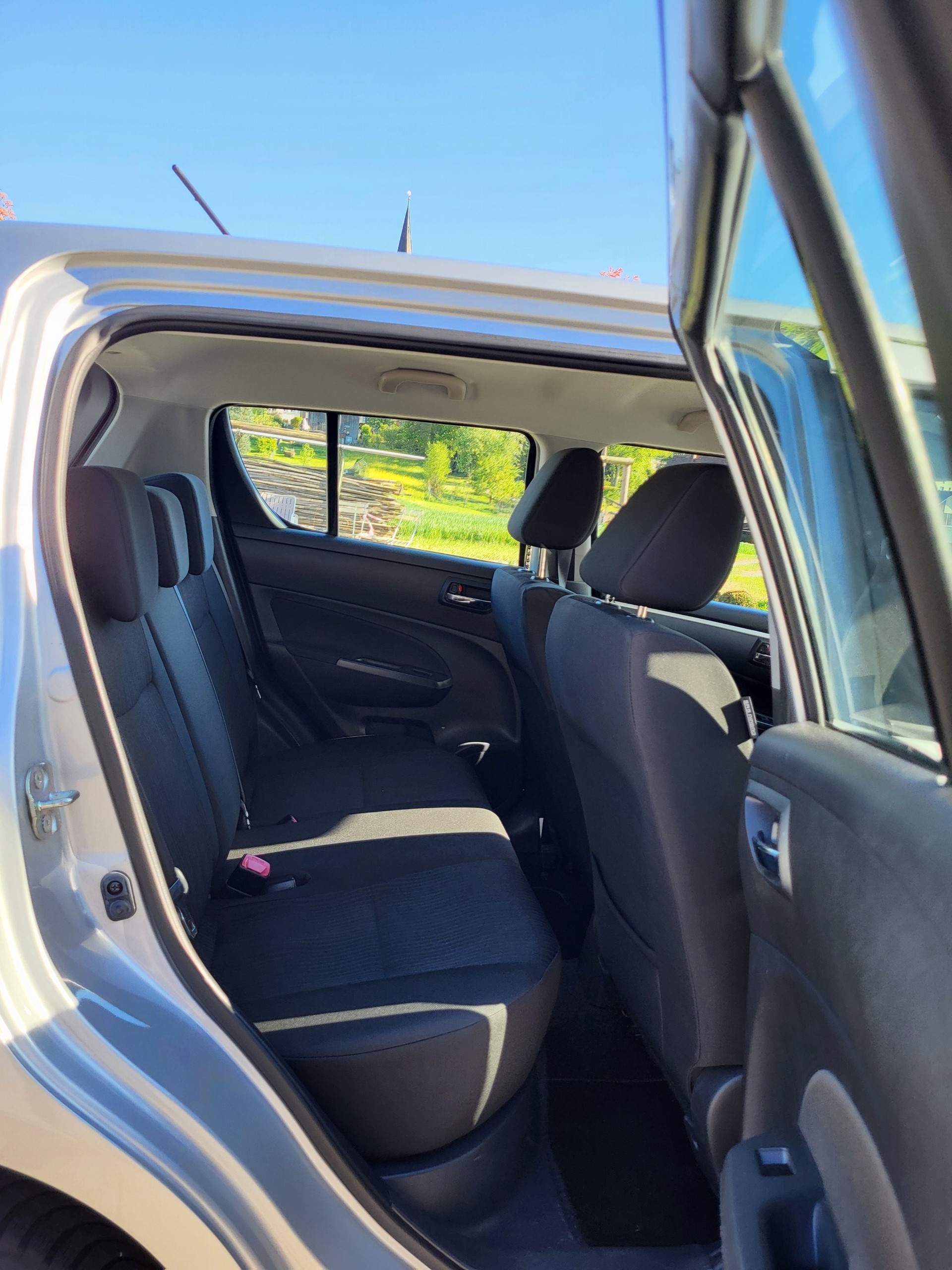SUZUKI Swift 1.2i 16V GL Top-image-10