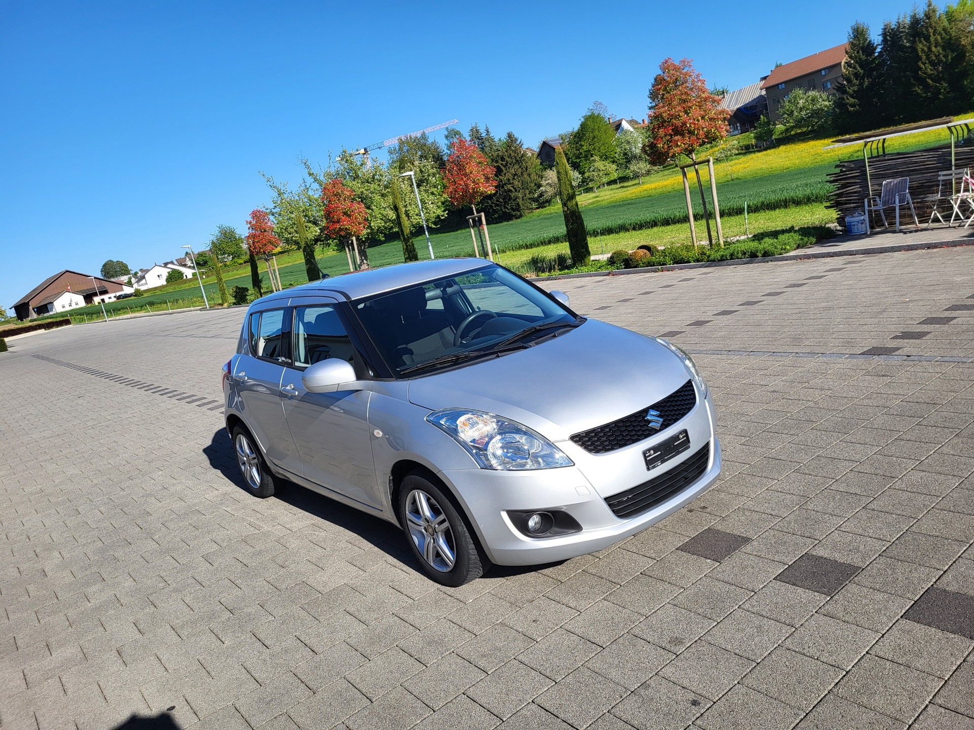 SUZUKI Swift 1.2i 16V GL Top-image-0