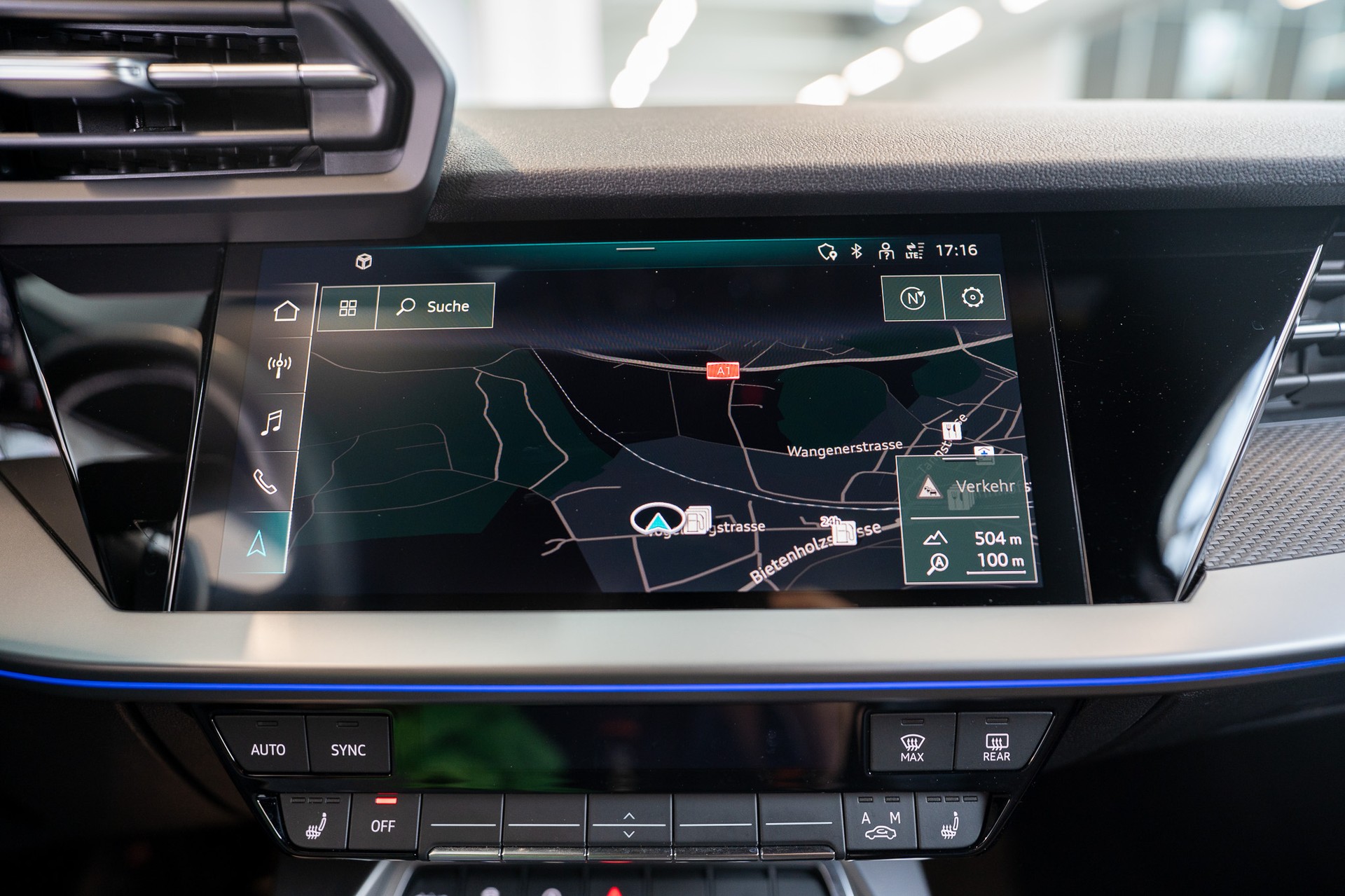 AUDI RS3 Limousine 2.5 TFSI quattro S-Tronic / Sportauspuff / Audi Individual / Sportsitze-image-16