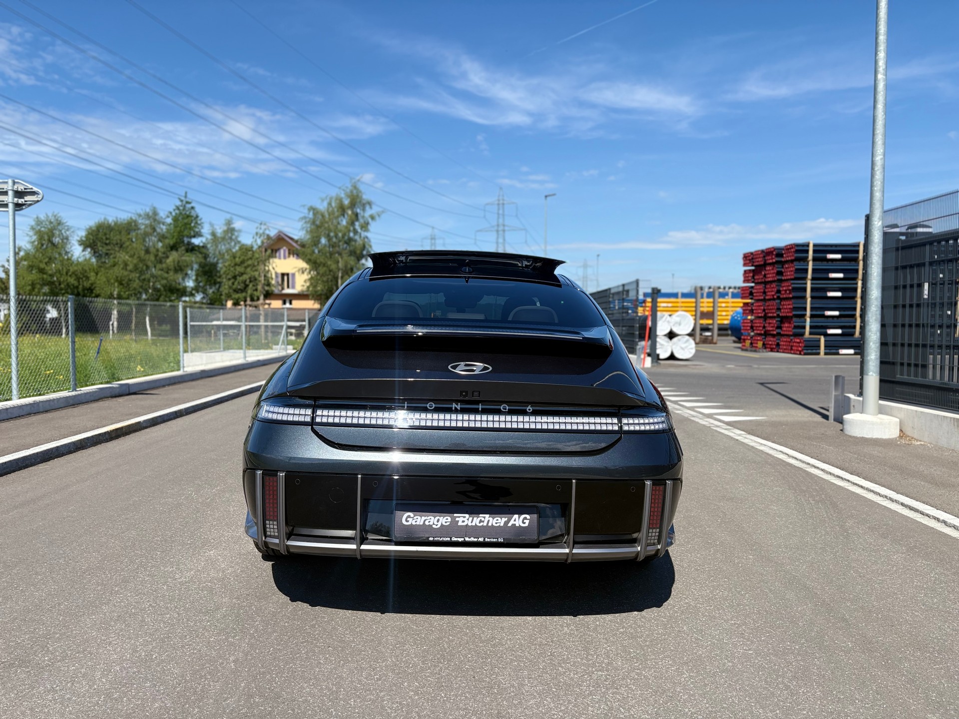 HYUNDAI Ioniq 6 77kWh Launch Edition 2WD-showroom-element-3
