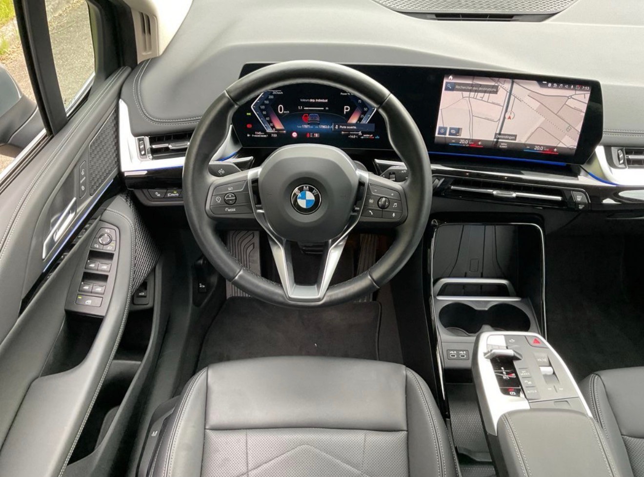 BMW 218d Active Tourer-image-4