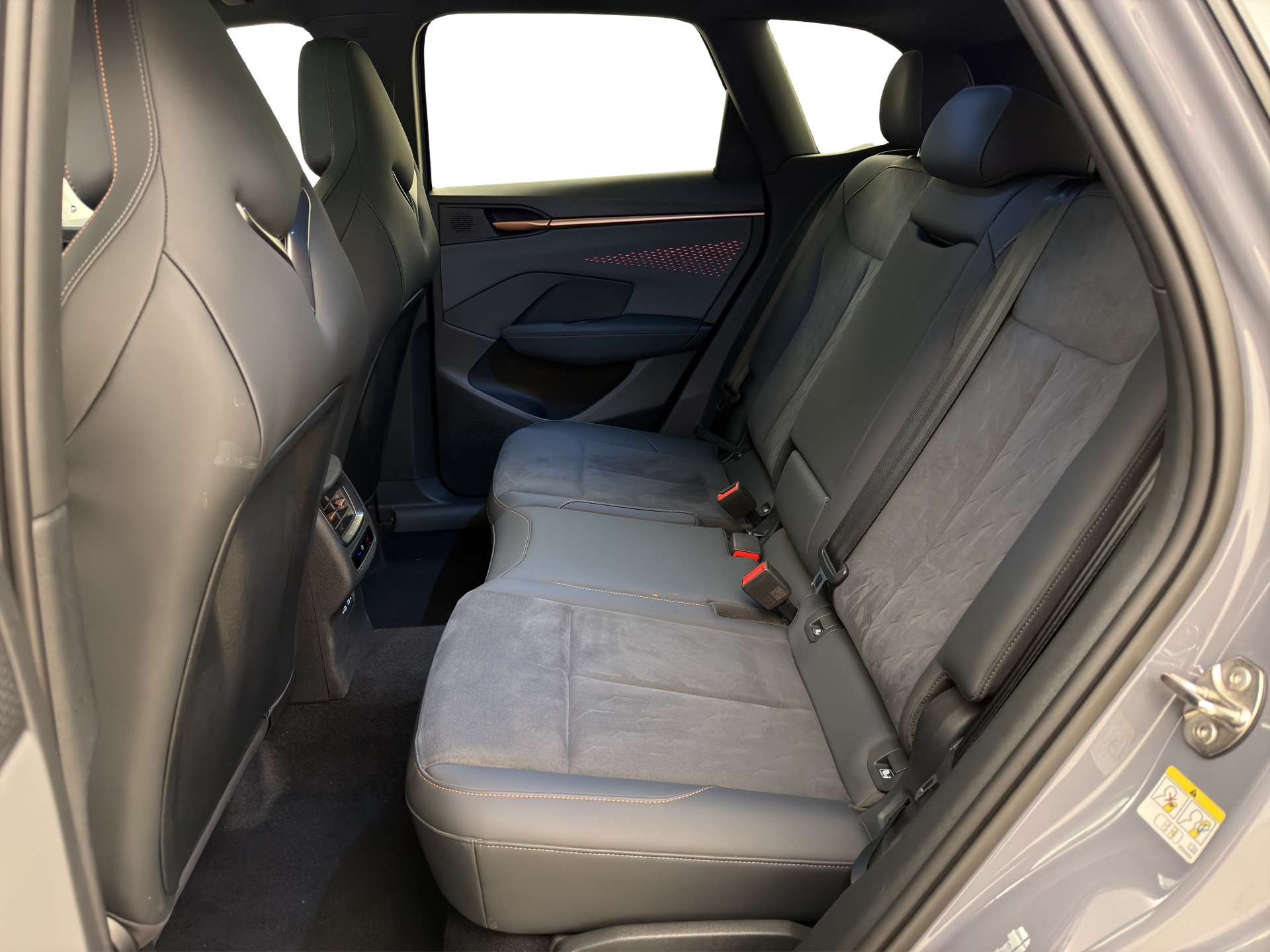 CUPRA Terramar 2.0 TSI VZ 4Drive DSG-image-12