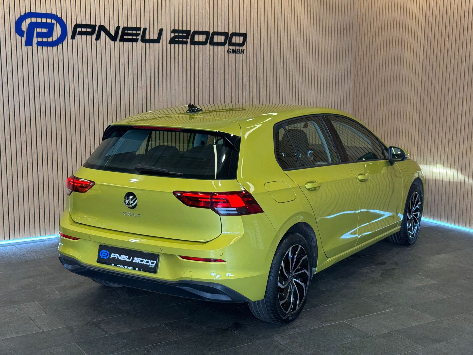 VW Golf 2.0 TDI Style DSG-image-6