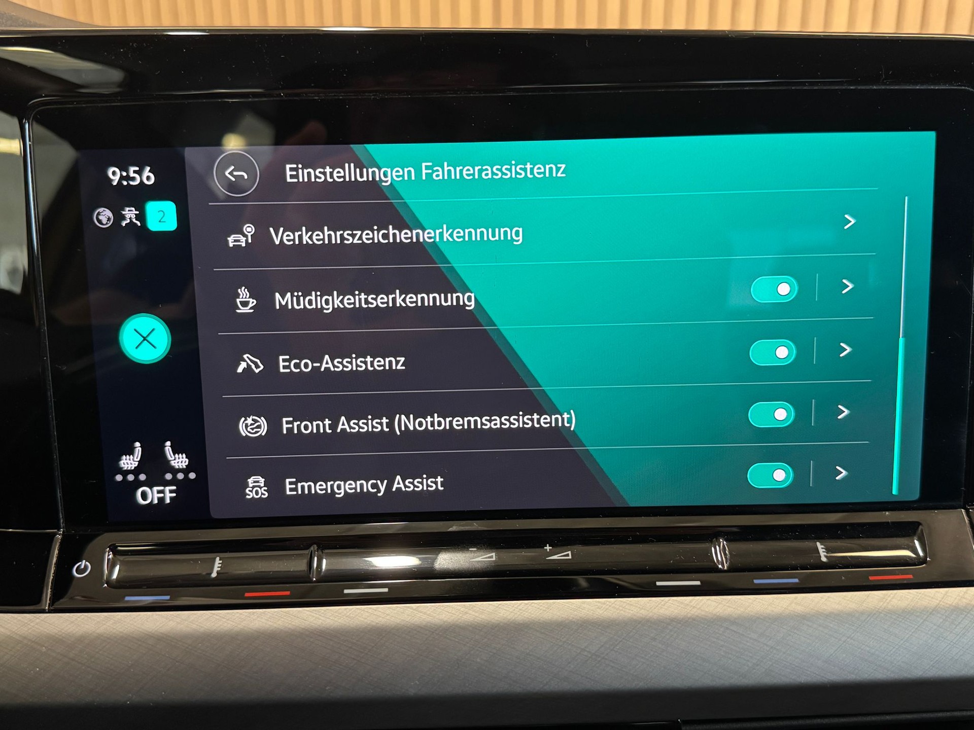 VW Golf 2.0 TDI Style DSG-image-19