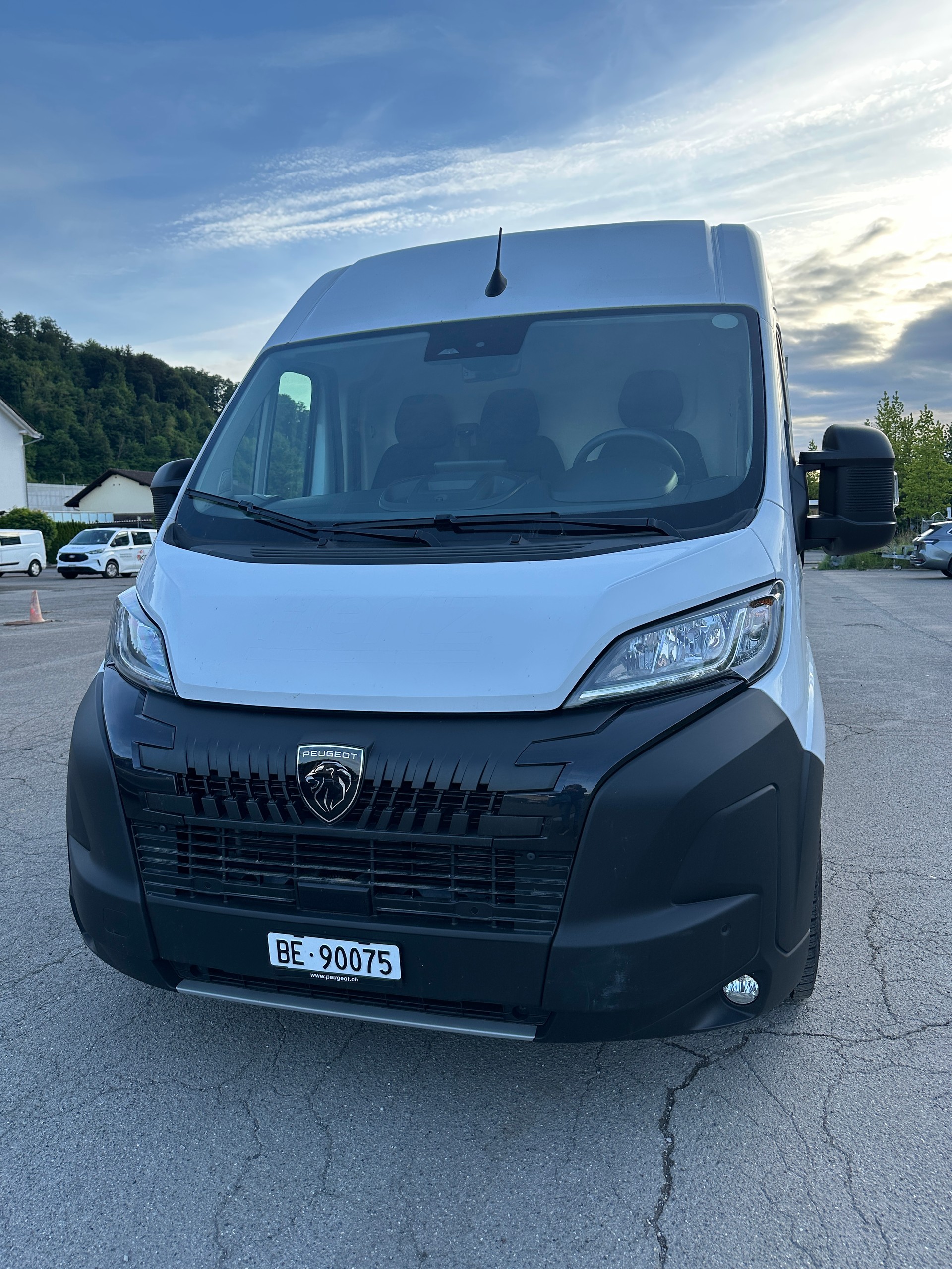 PEUGEOT 2.2 BlueHDi 140 S/S L3H2