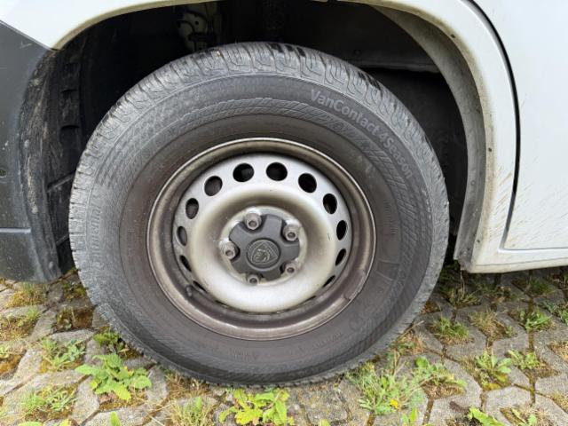 PEUGEOT 2.2 BlueHDi 140 S/S L3H2-image-17