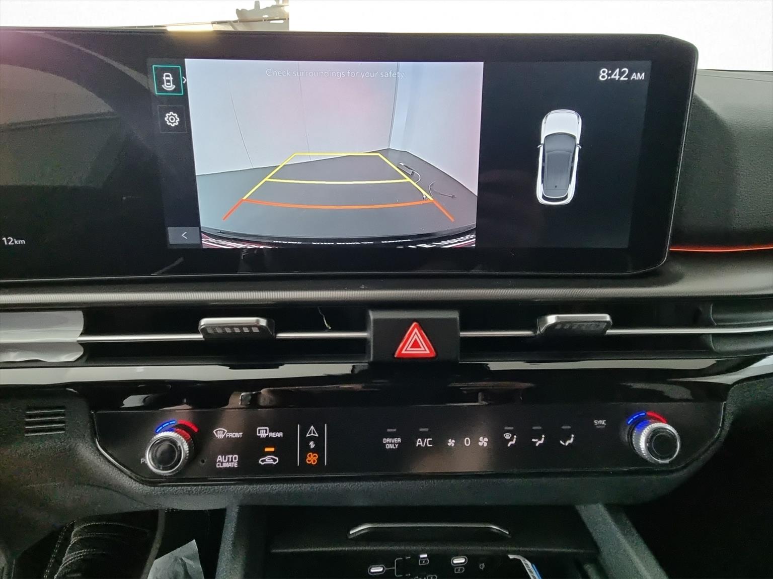 KIA Sportage 1.6 T-GDi PHEV AWD GT-Line-image-13