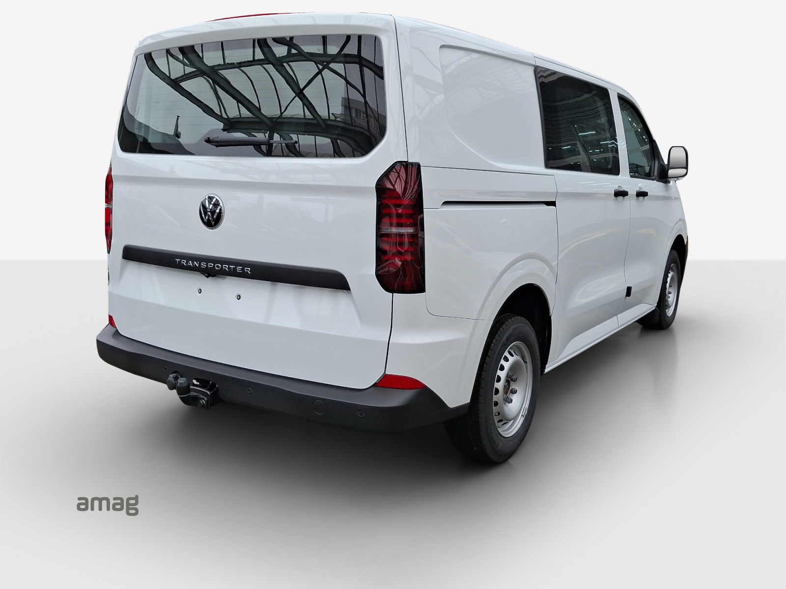 VW Transporter 2.0 TDI-image-4