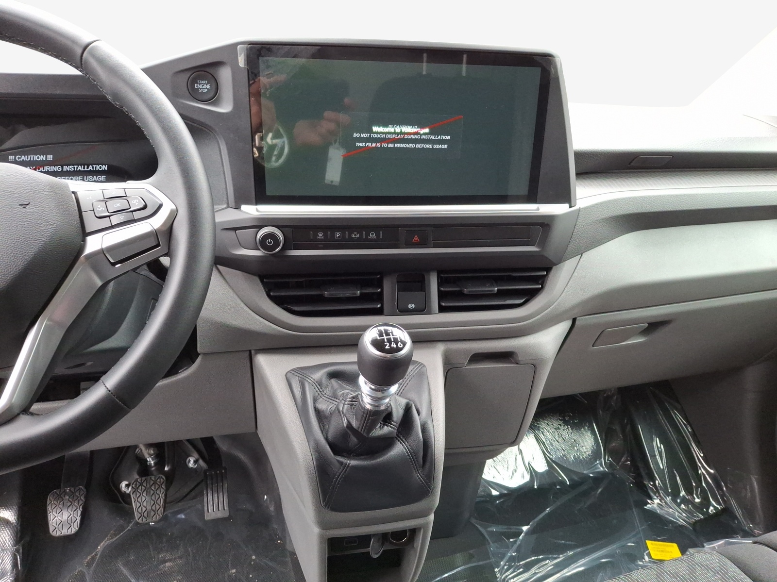 VW Transporter 2.0 TDI-image-10