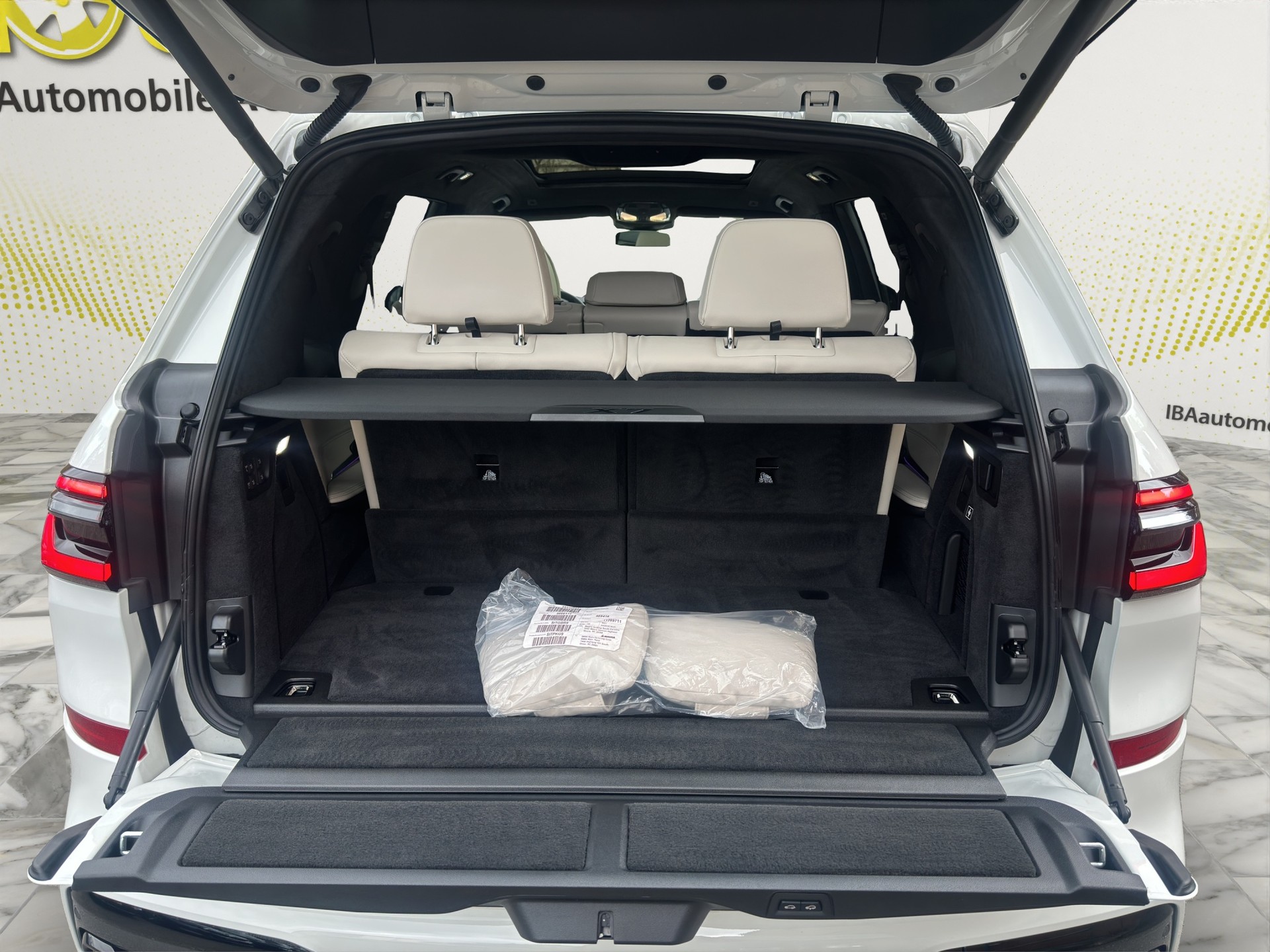 BMW X7 xDrive 48V 40i M Sport Pro (CH) INDIVIDUAL-image-8