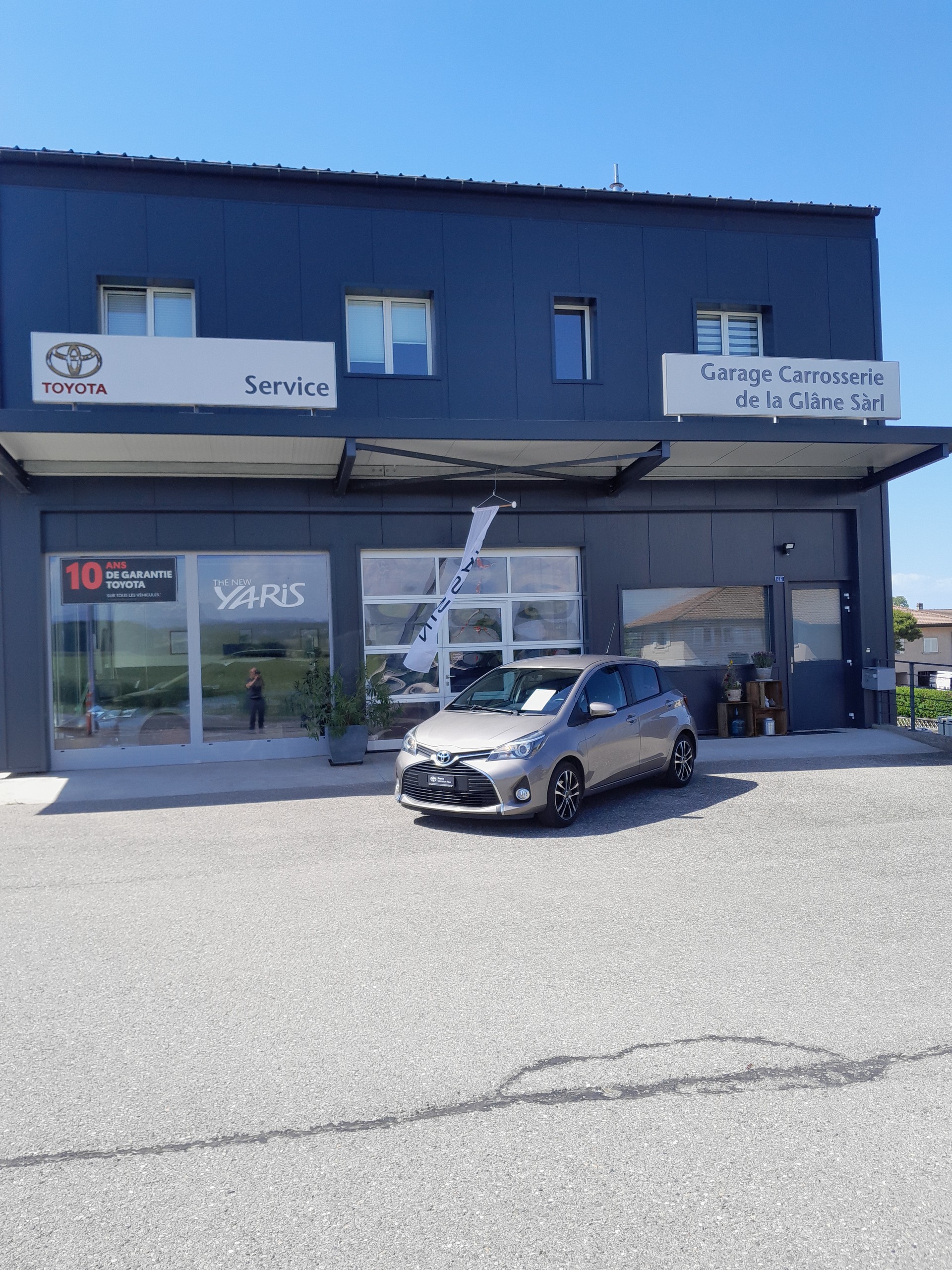 TOYOTA Yaris 1.33 Swiss Trend