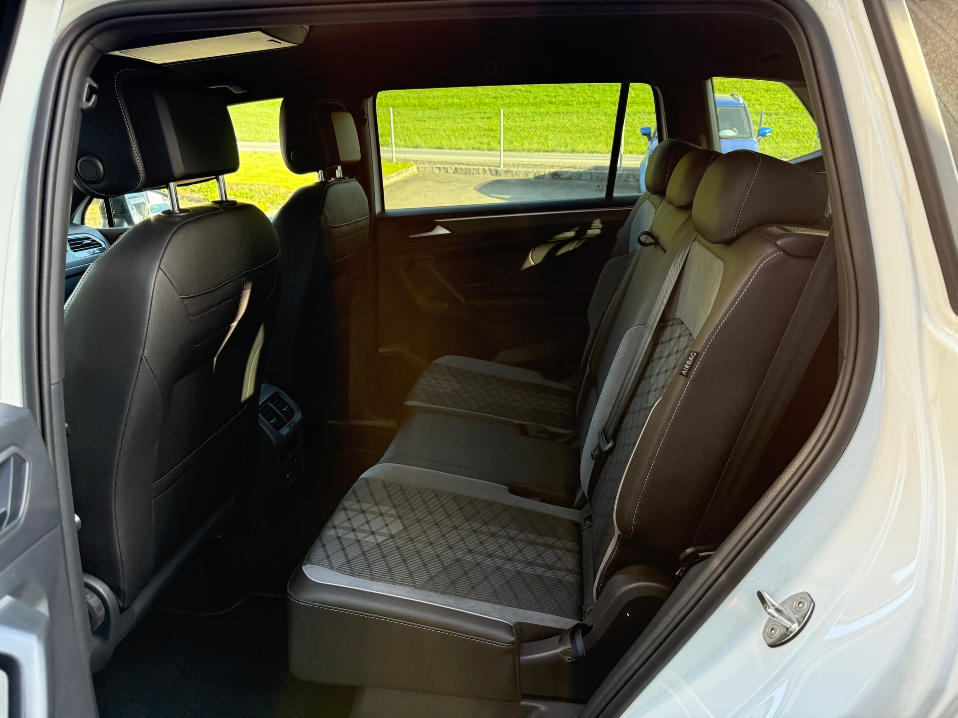 VW ALLSPACE R-LINE-image-5