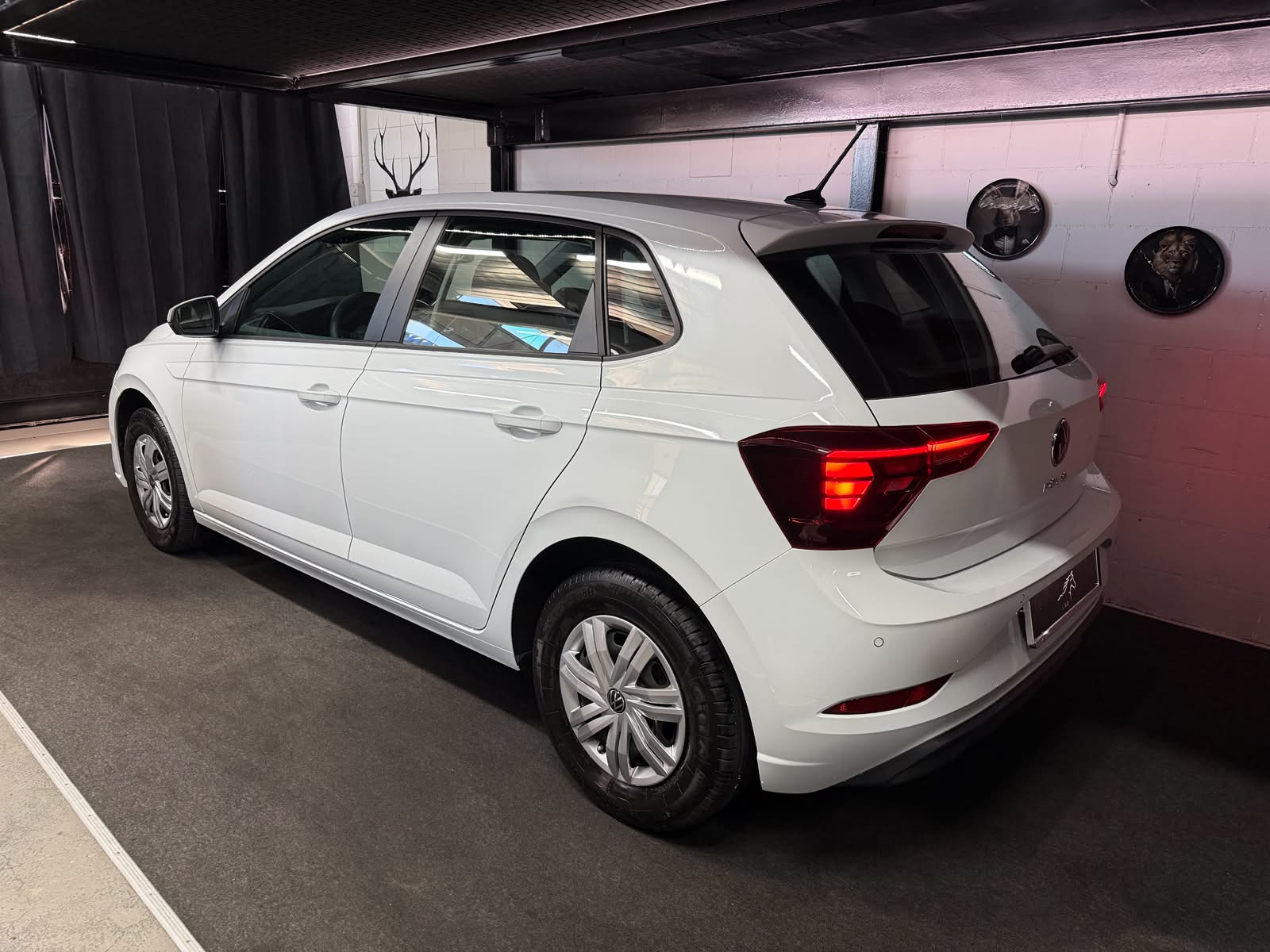 VW Polo 1.0 TSI Life-showroom-element-3