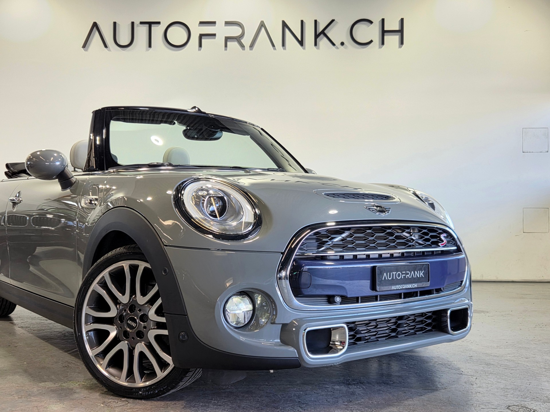 MINI Cabrio F57 2.0i Cooper S SAG-image-11