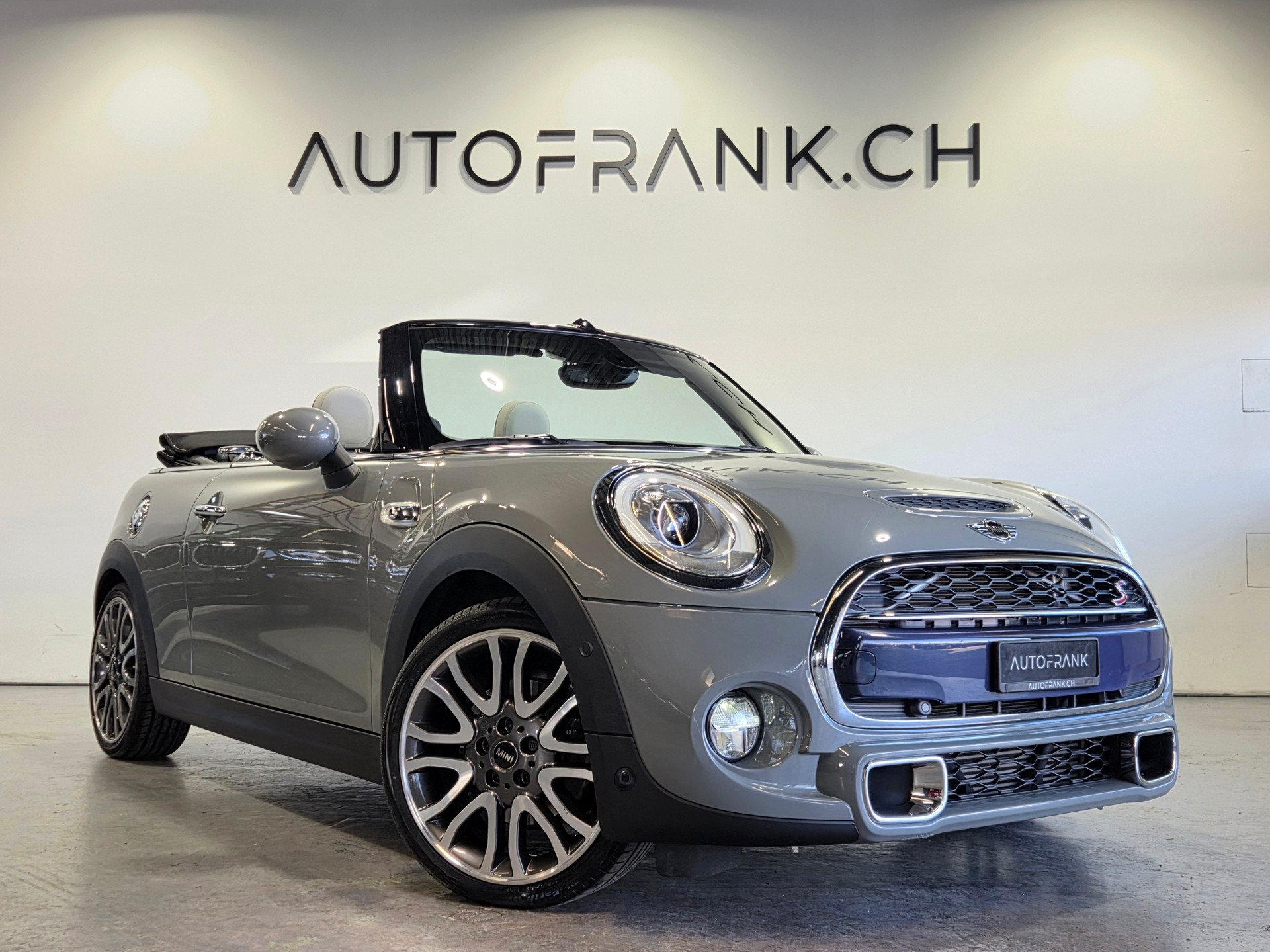 MINI Cabrio F57 2.0i Cooper S SAG-image-16