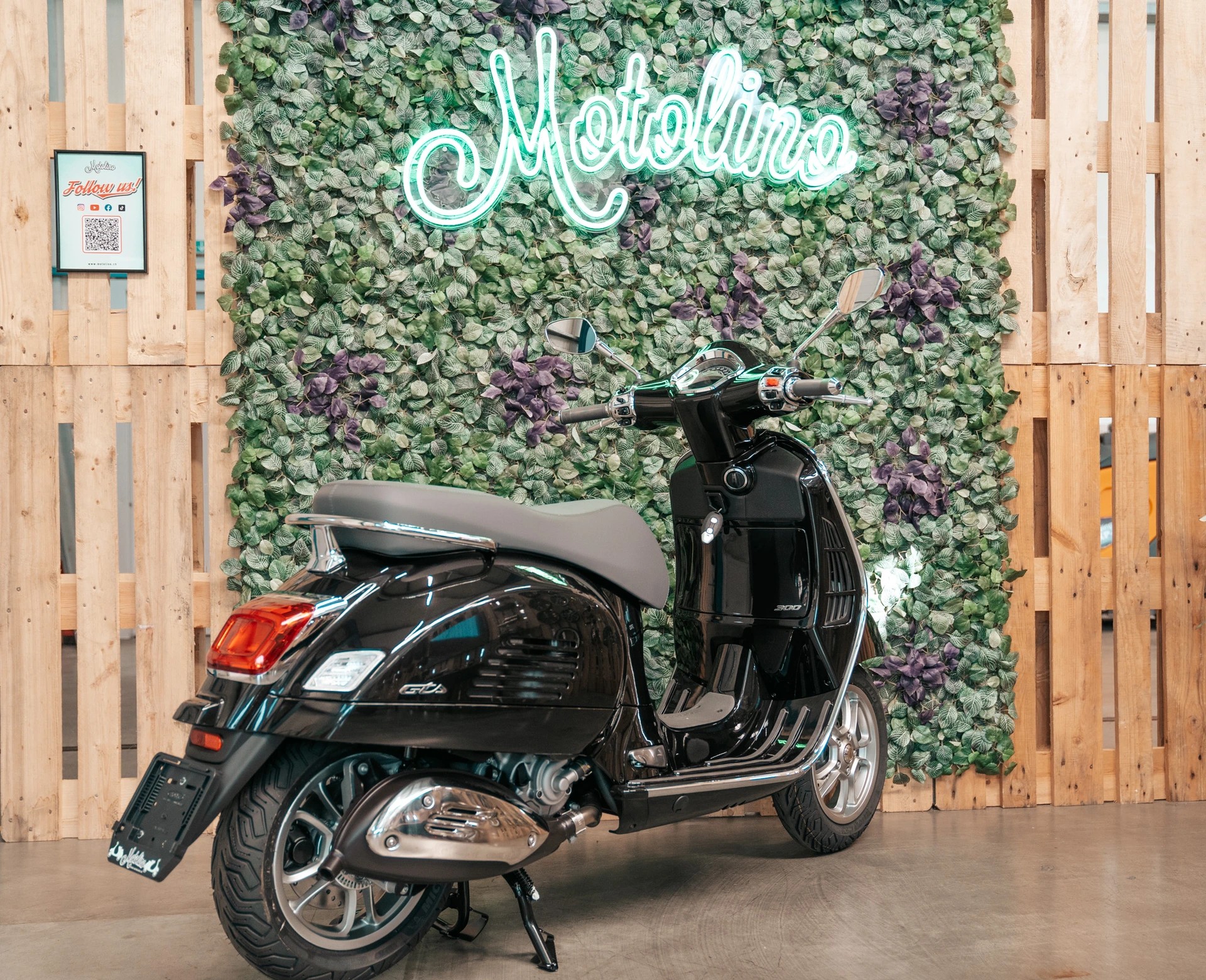 PIAGGIO Vespa GTS 125 Euro 5+ 2026-showroom-element-1