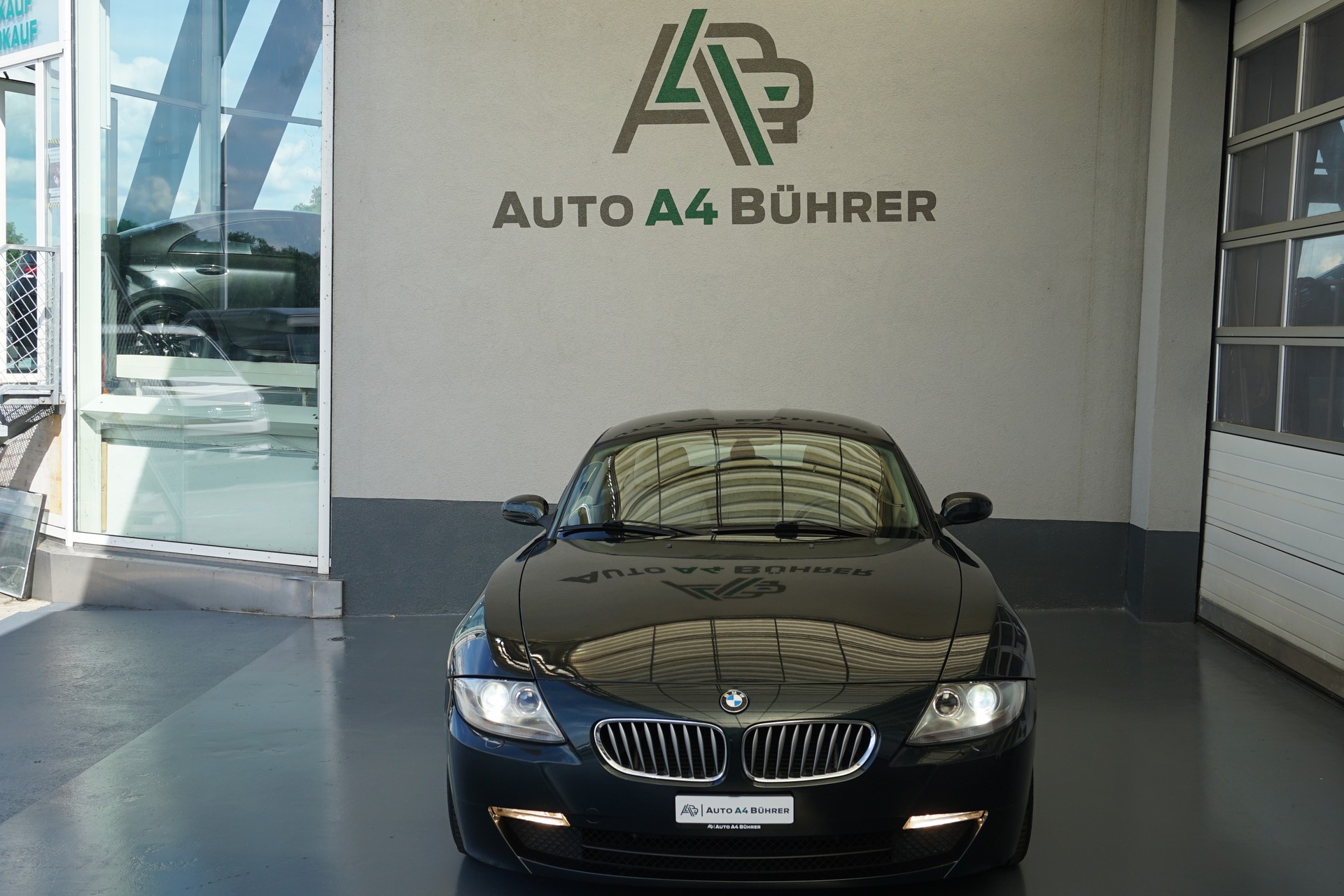 BMW Z4 3.0si Coupé 265PS Automat-image-8