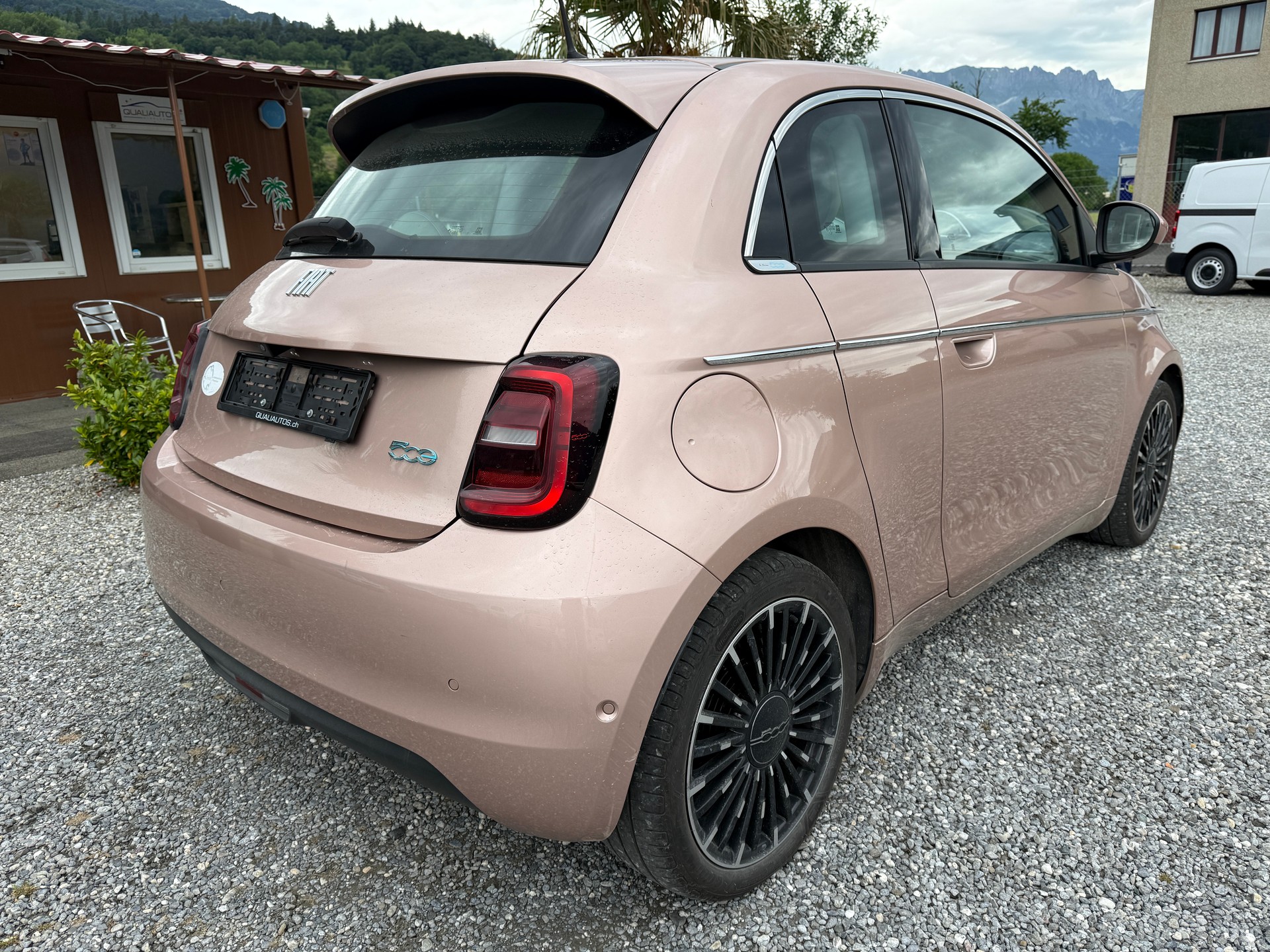 FIAT 500e 3+1 Türen electric 87 kW La Prima-image-7