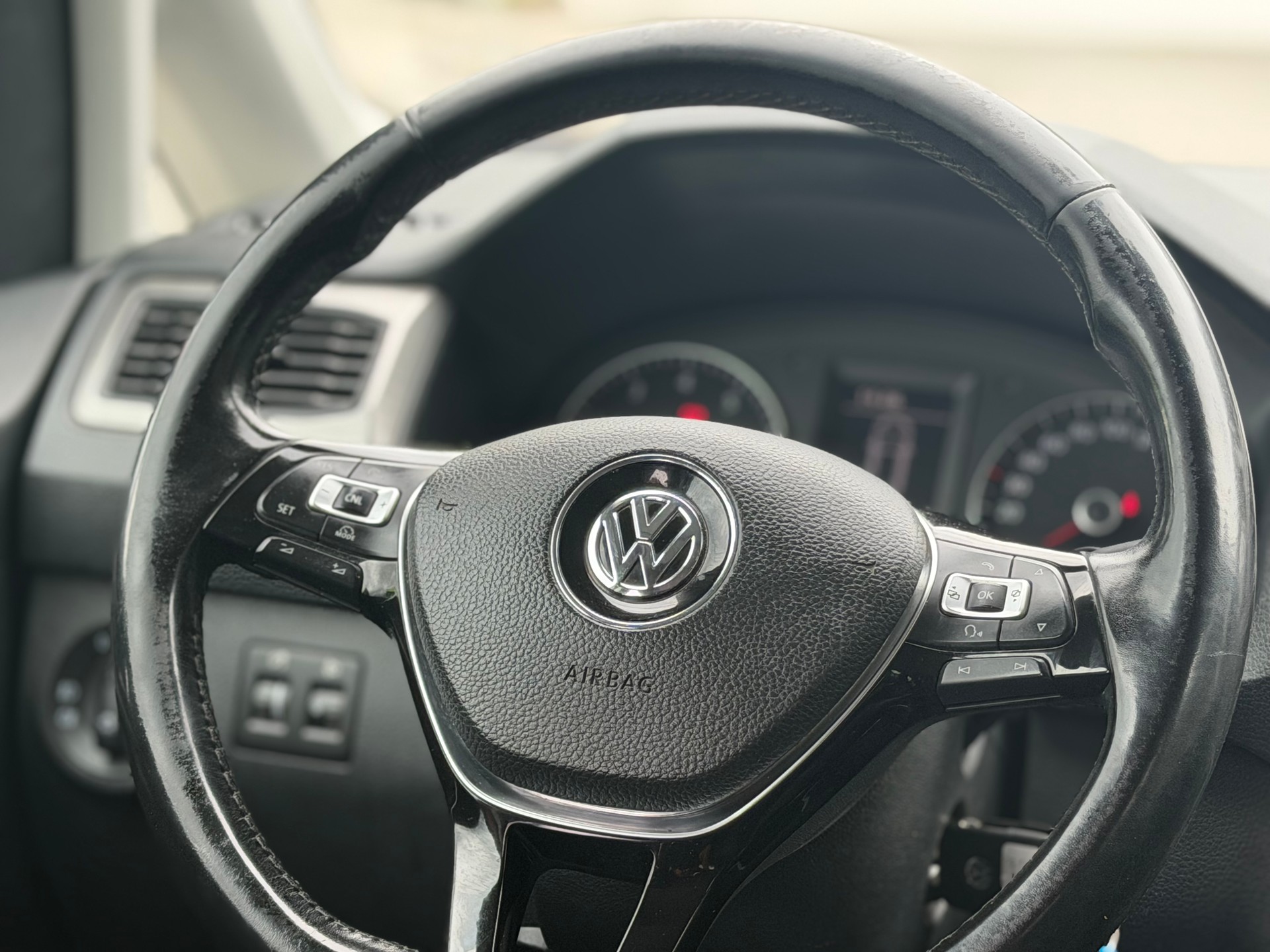 VW Caddy Maxi 1.4 TSI Trendline-image-8