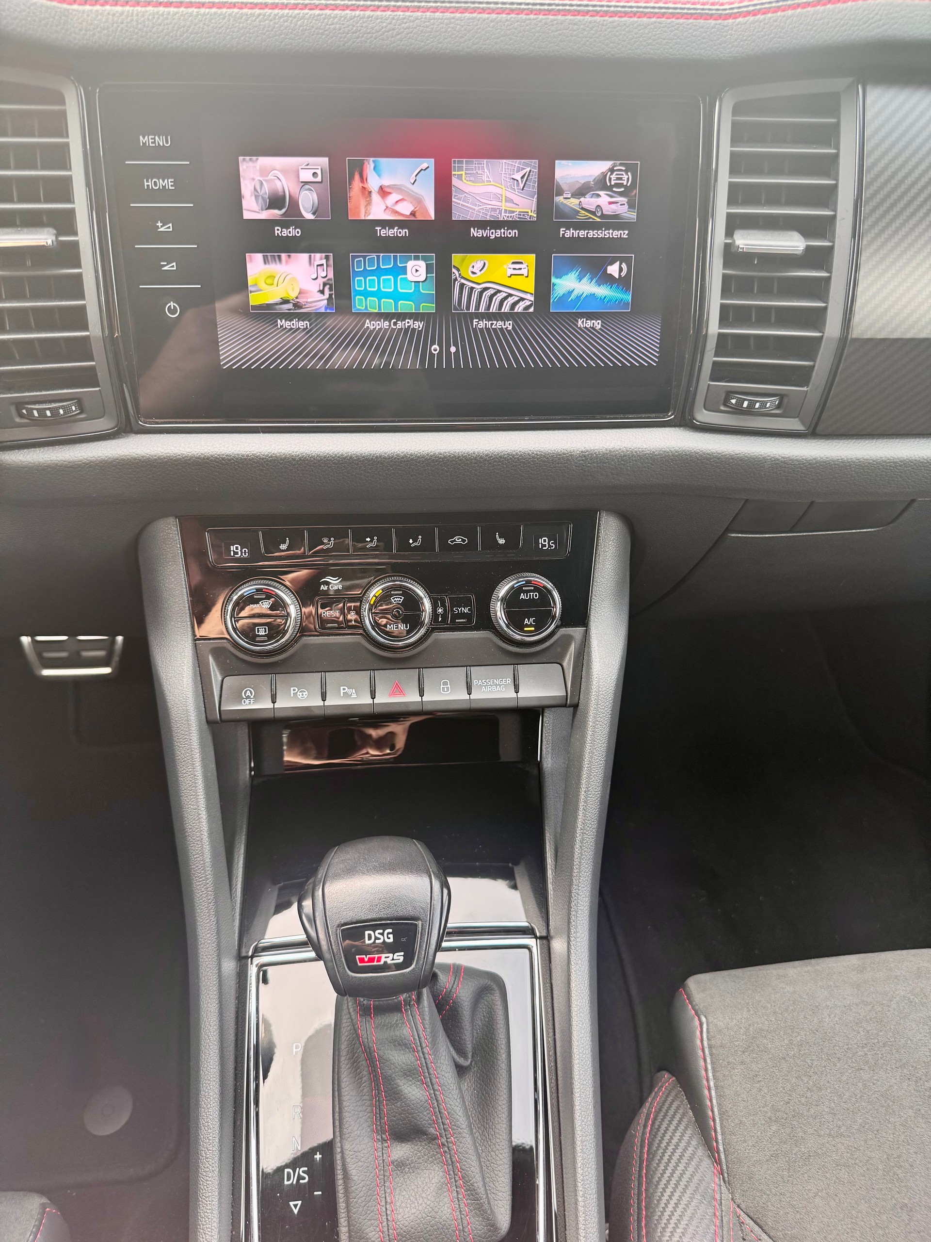 SKODA Kodiaq 2.0 TSI 4x4 RS-image-14
