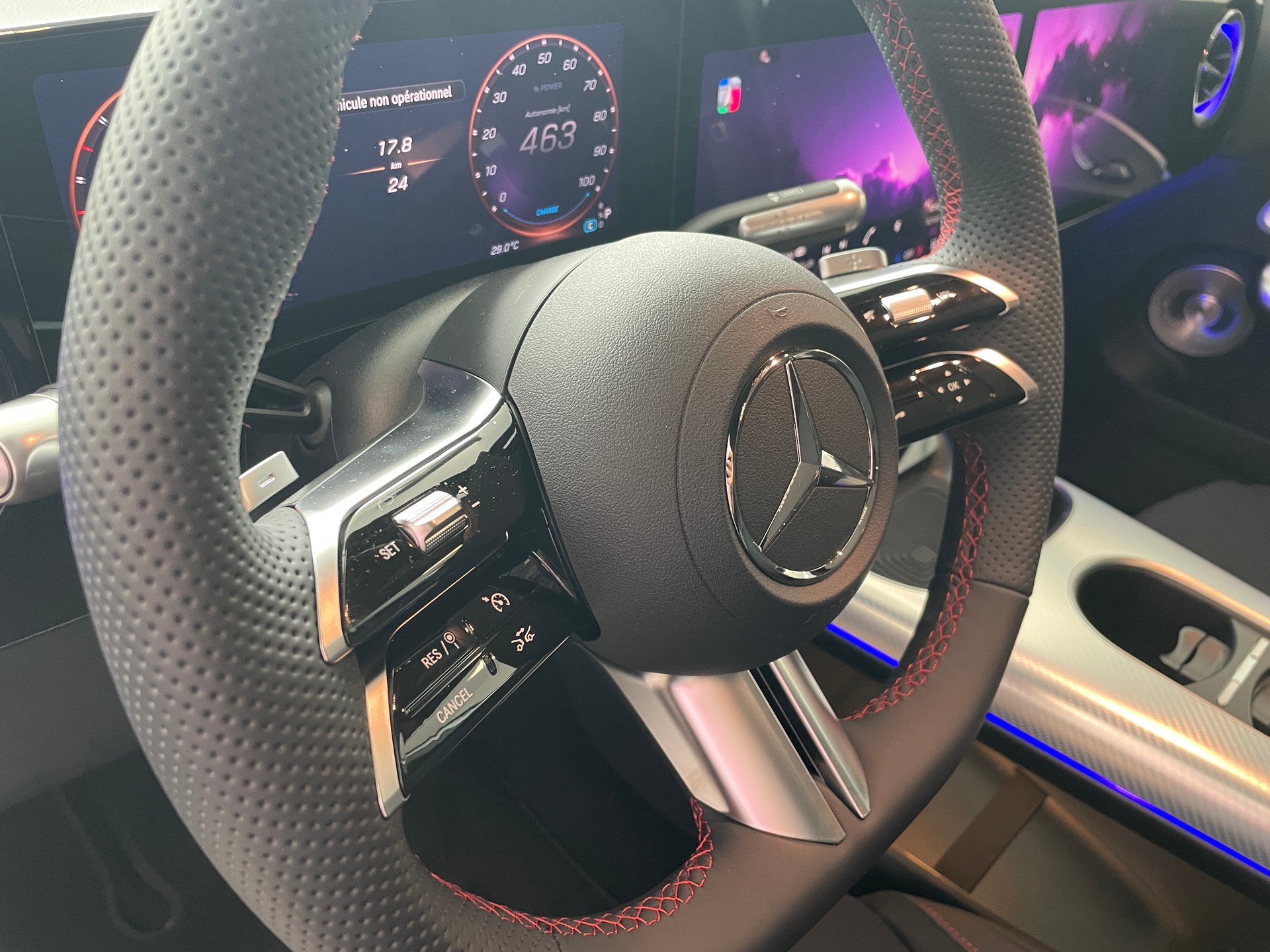 MERCEDES-BENZ Mercedes-Benz GLB 350 4M 7 places AMG Line-image-17