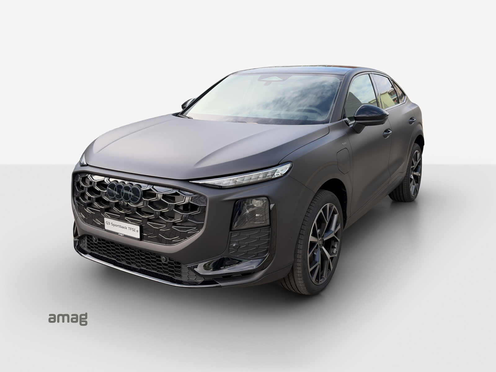 AUDI Q3 Sportback e-hybrid 200 kW S tronig-image-0