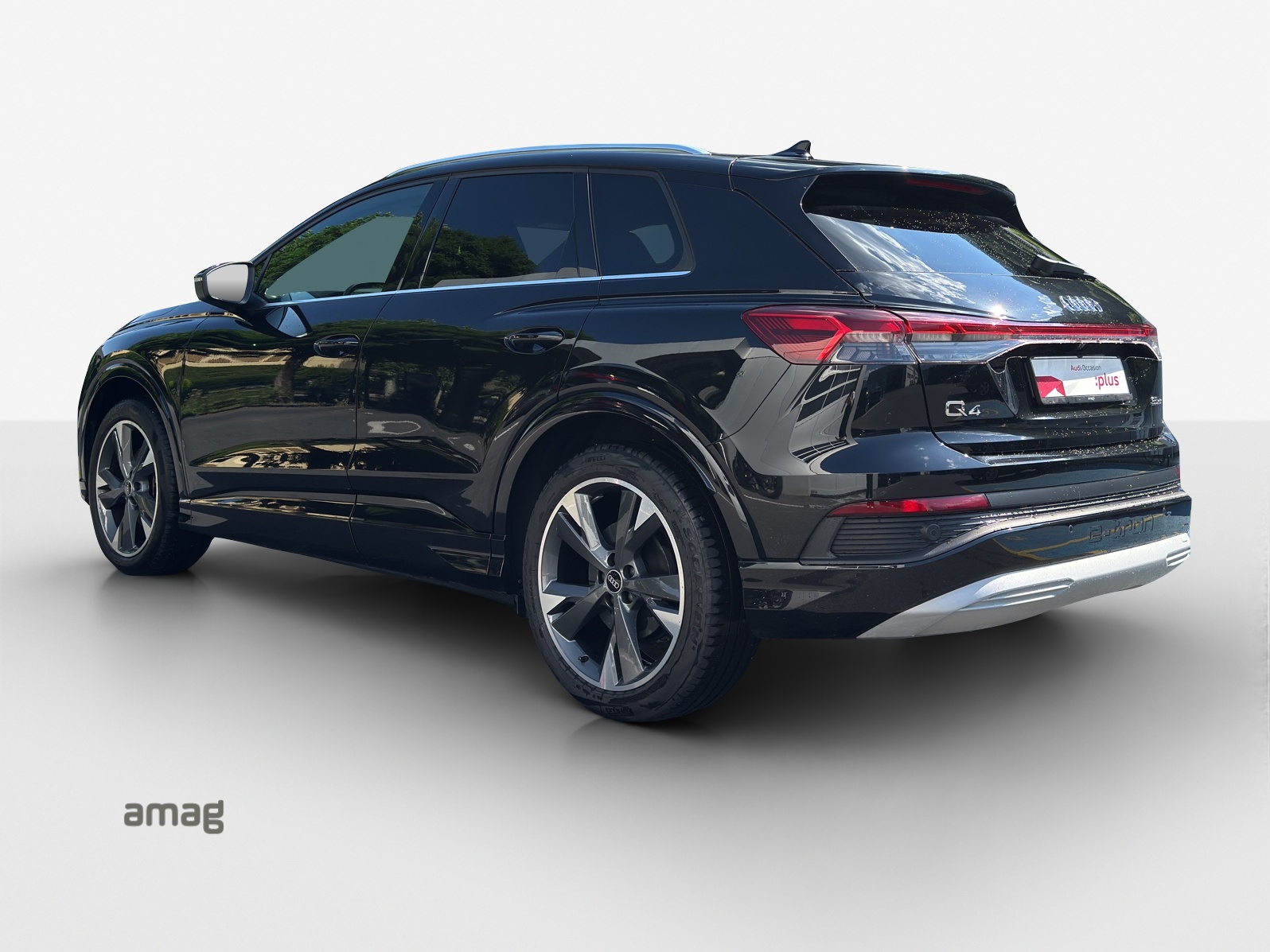 AUDI Q4 e-tron 35-image-2