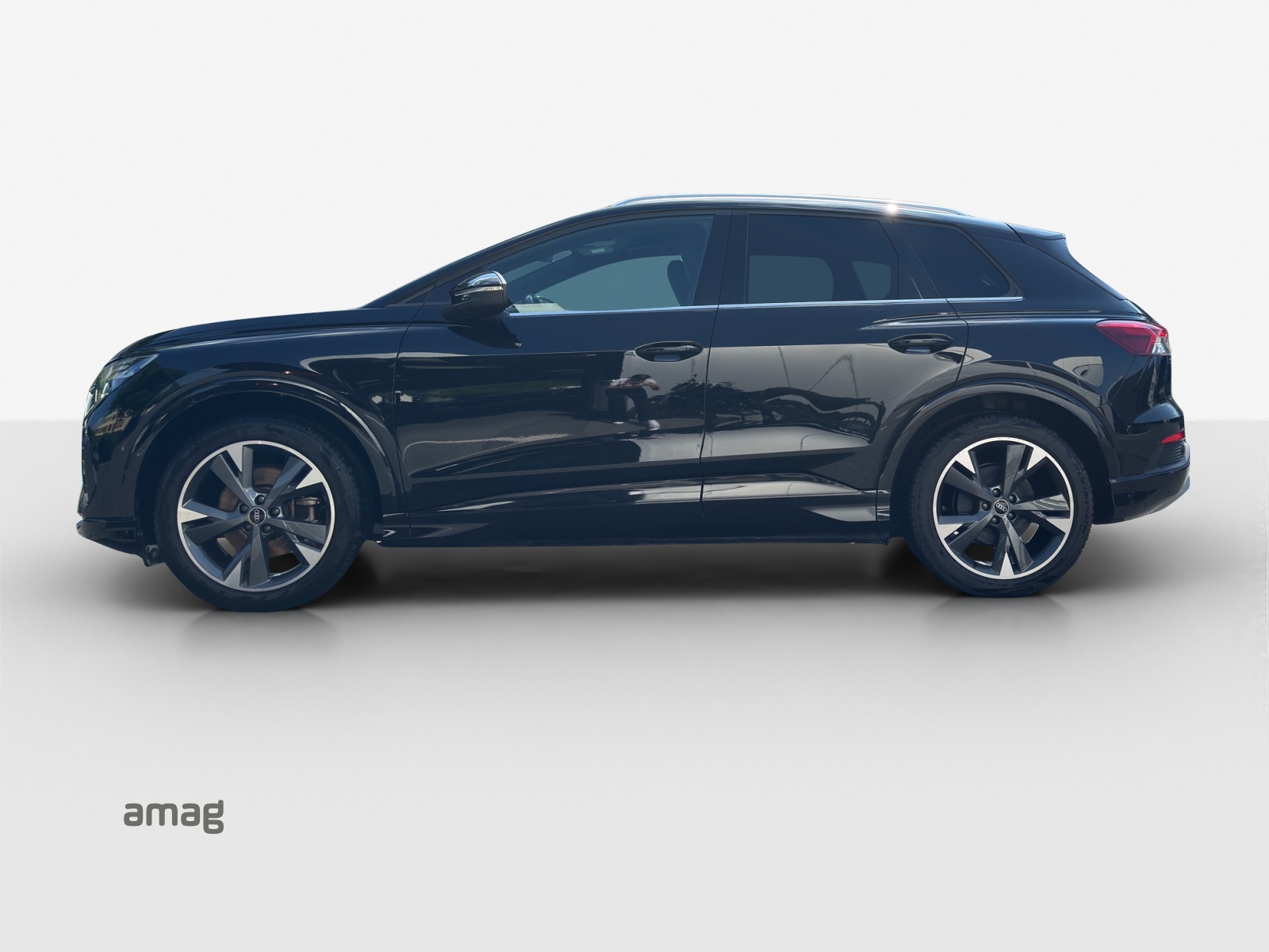 AUDI Q4 e-tron 35-image-1