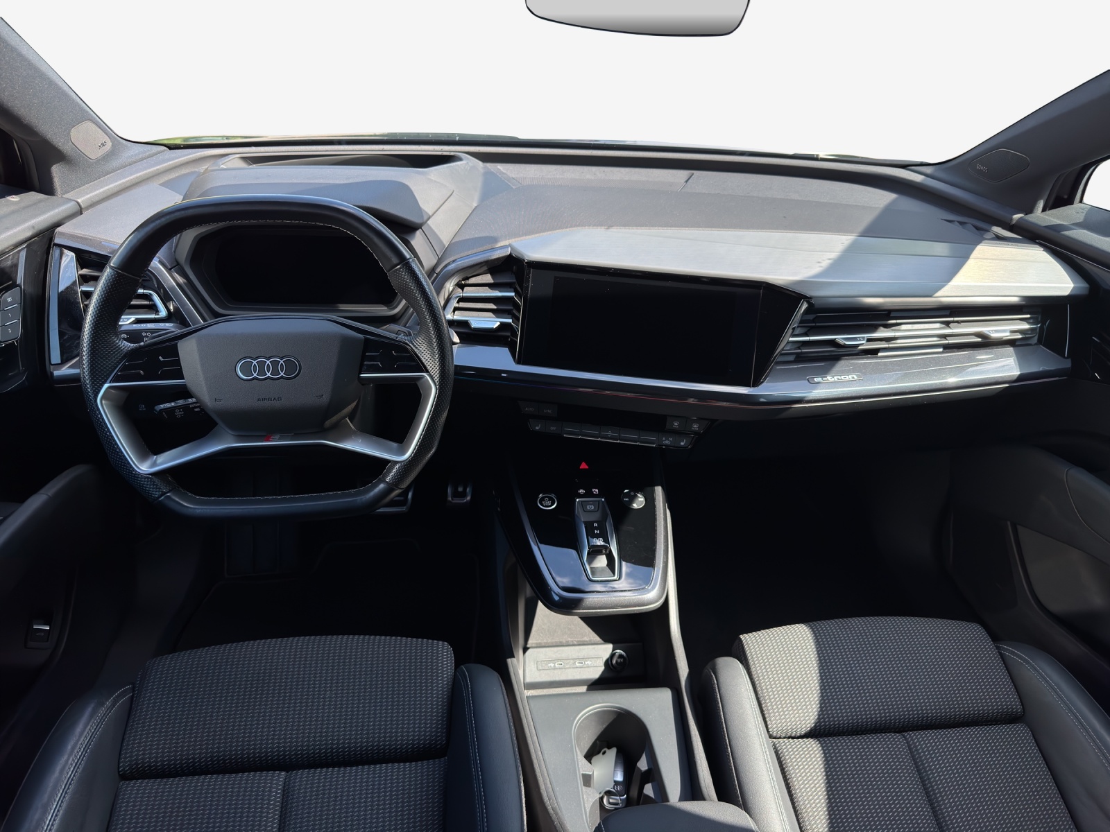 AUDI Q4 e-tron 35-image-8