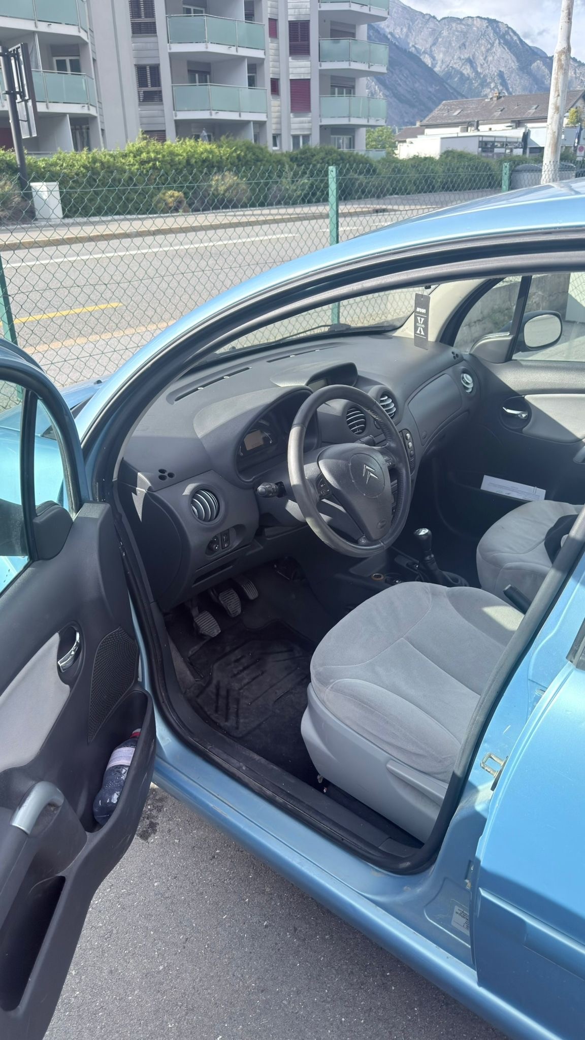 CITROEN 1.4i Exclusive-image-1