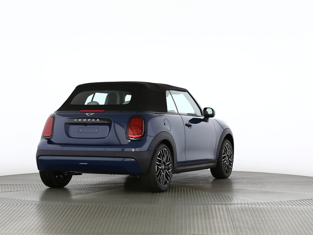 MINI Cooper C Cabriolet DKG-image-1