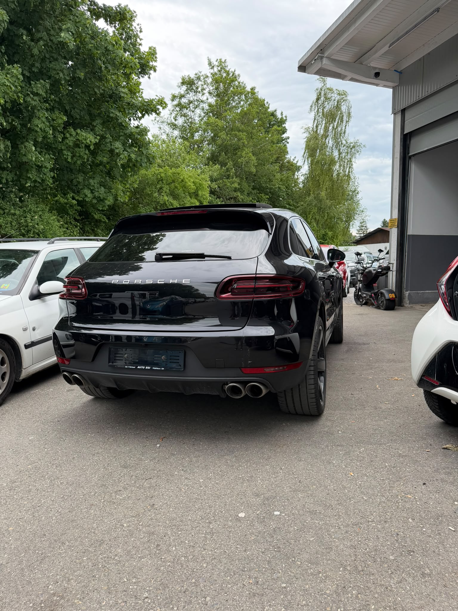 PORSCHE 3.0 V6 S Diesel-image-4
