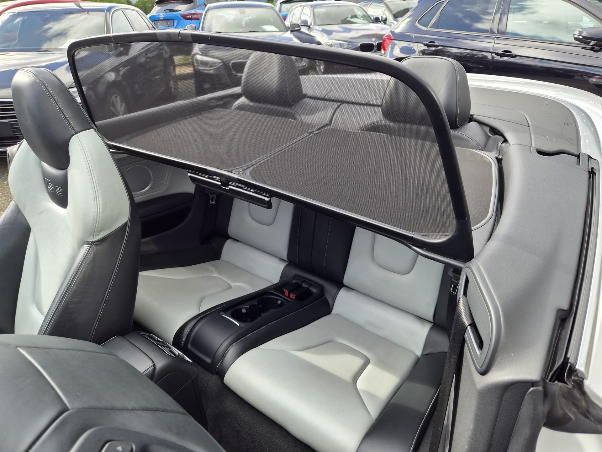AUDI S5 Cabrio 3.0 TFSI quattro S-tronic-image-13