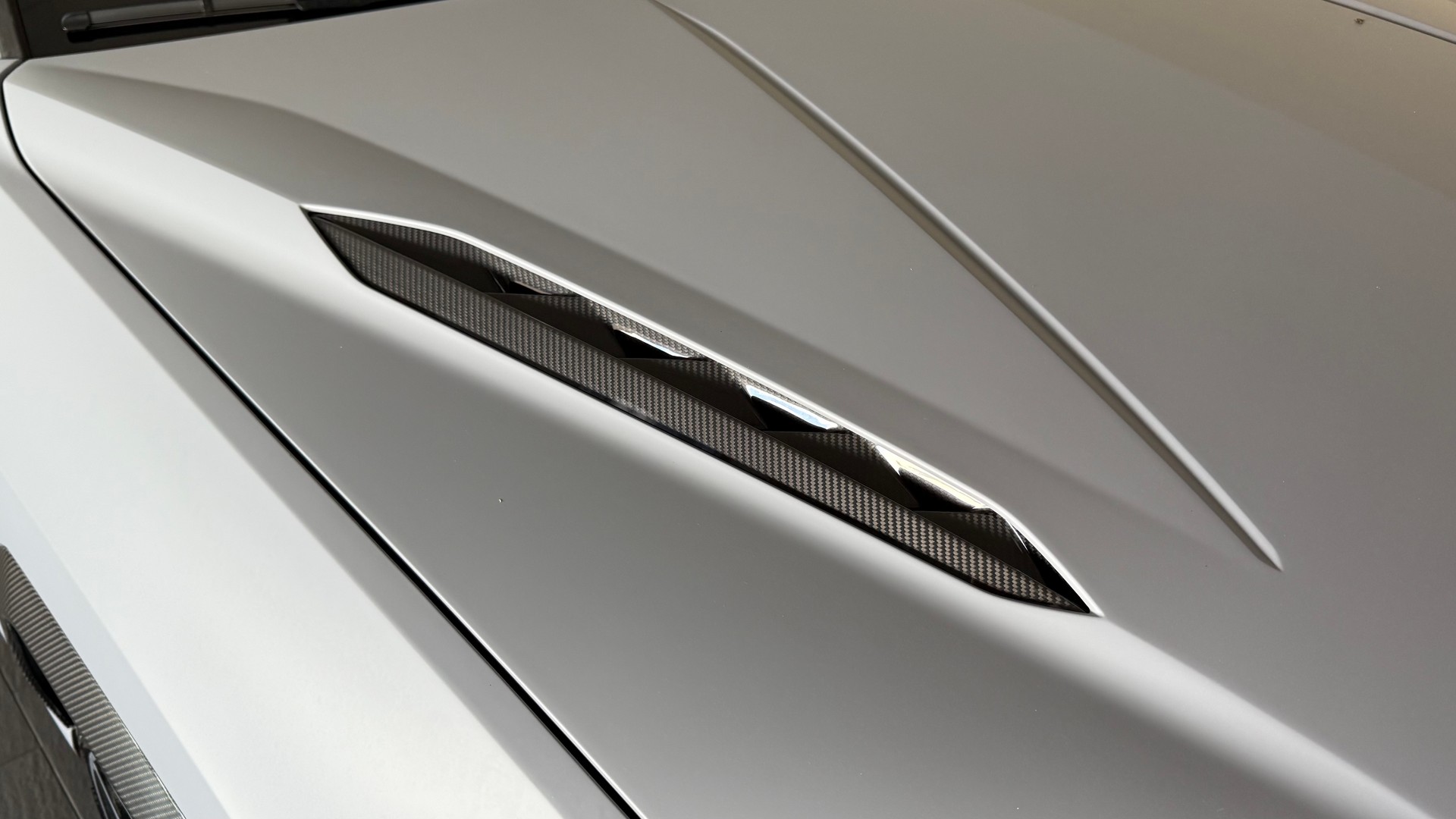 LAMBORGHINI Urus Performante-image-10