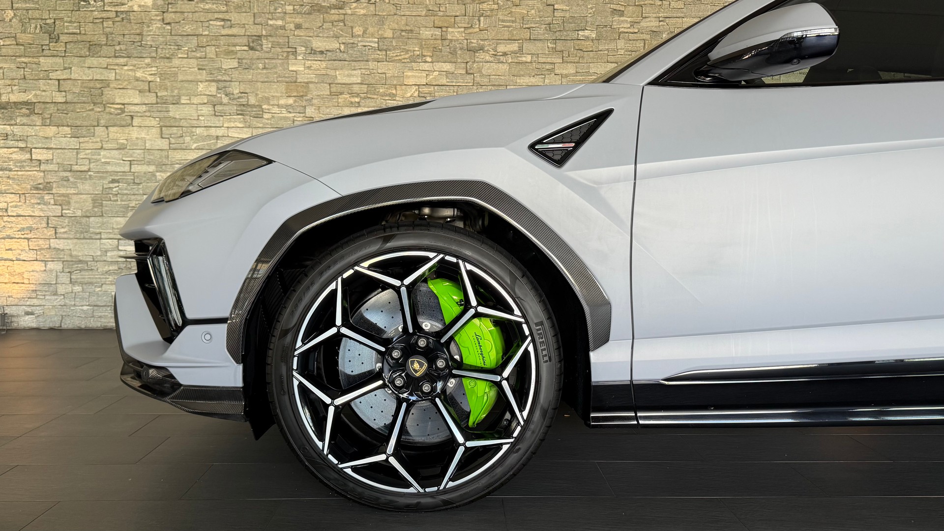 LAMBORGHINI Urus Performante-image-11