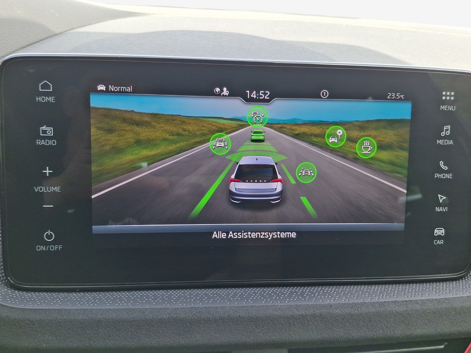 SKODA Scala 1.5 TSI Selection DSG-image-14