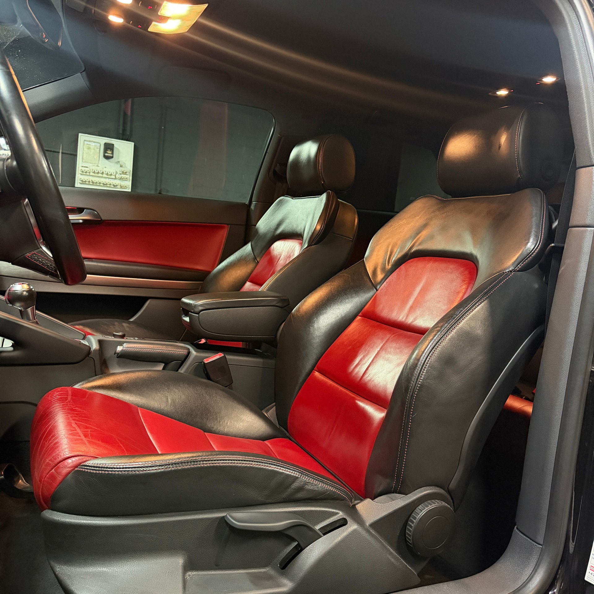 AUDI S3 2.0 TFSI quattro S-tronic-image-7