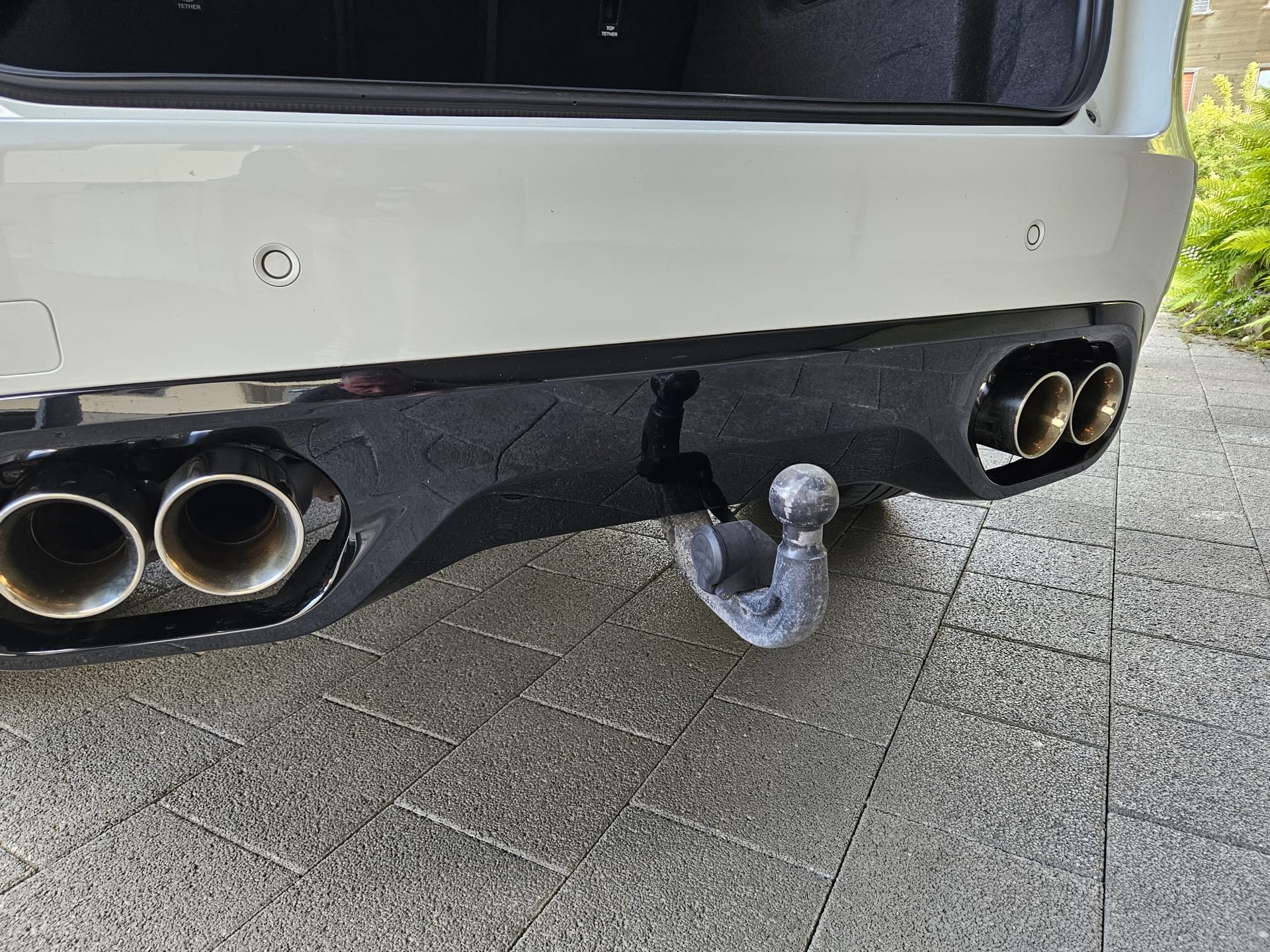 JAGUAR 5.0 V8 SVR AWD-image-3