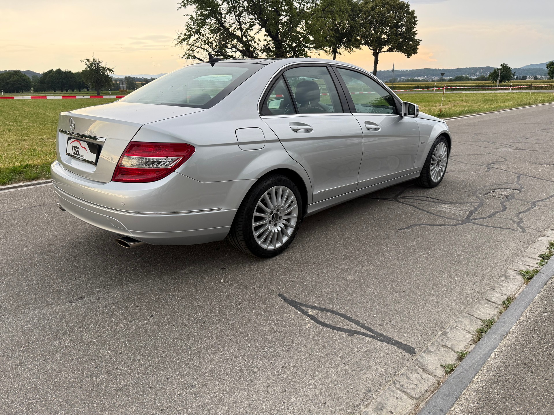 MERCEDES-BENZ 280 Avantgarde 7G-Tronic-image-4