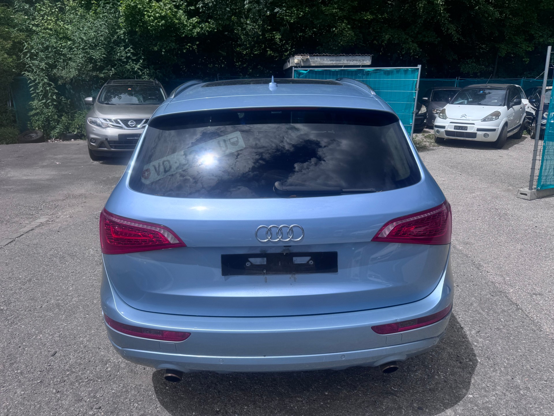AUDI Q5 3.2 FSI quattro S-tronic-image-3