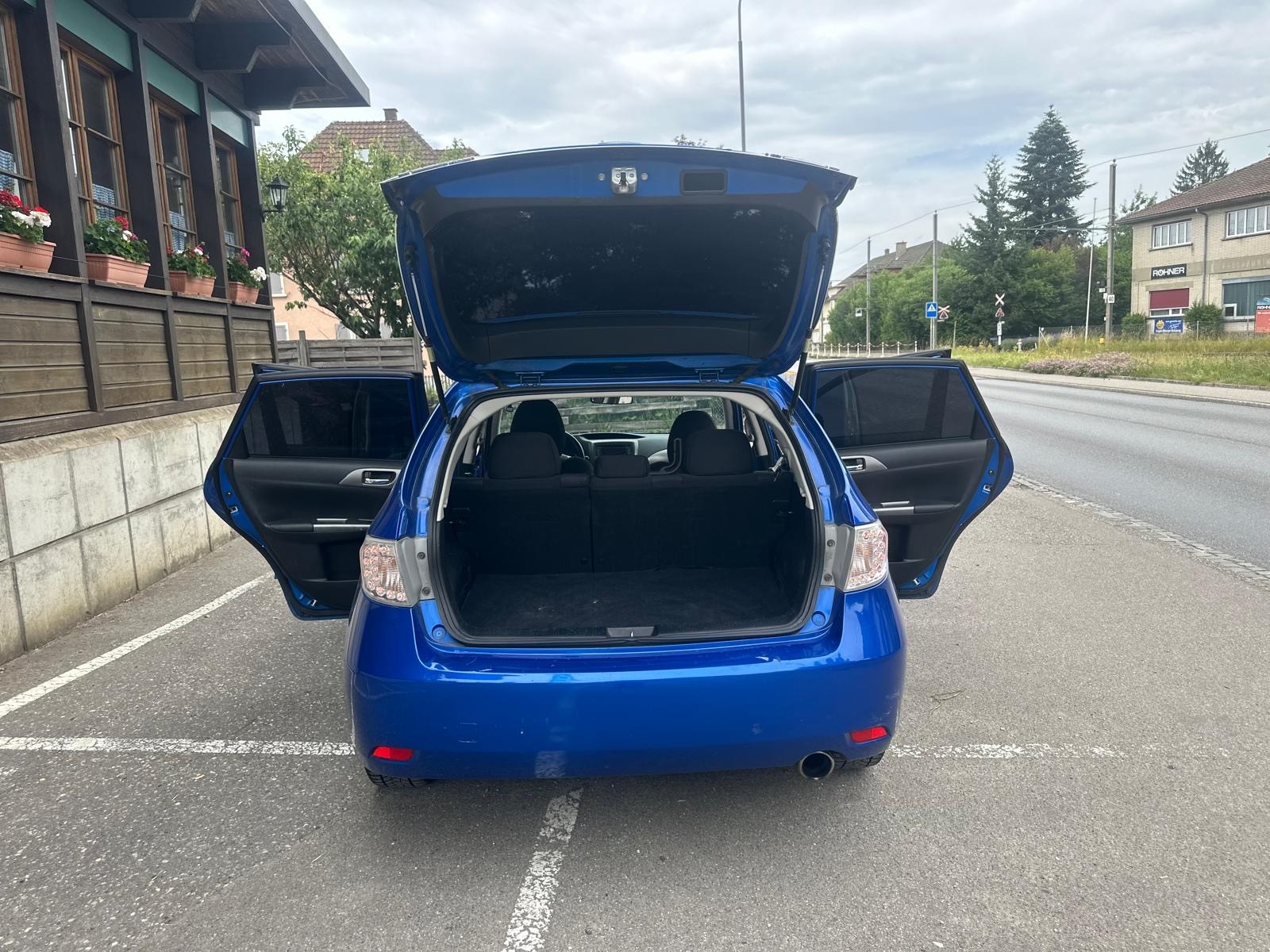 SUBARU Impreza 2.0D Swiss-image-6