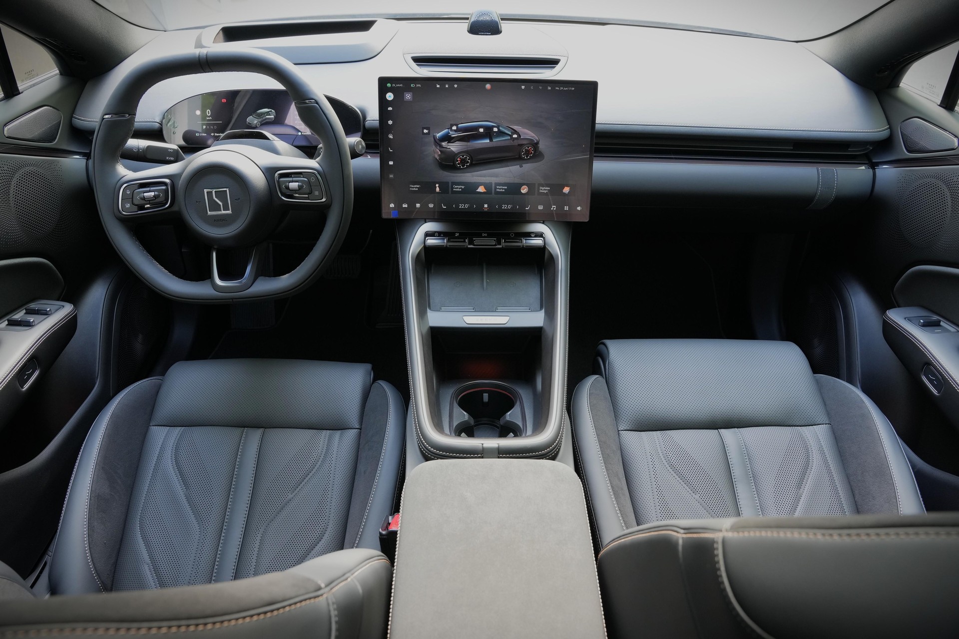 ZEEKR 7GT Privilege AWD-image-9