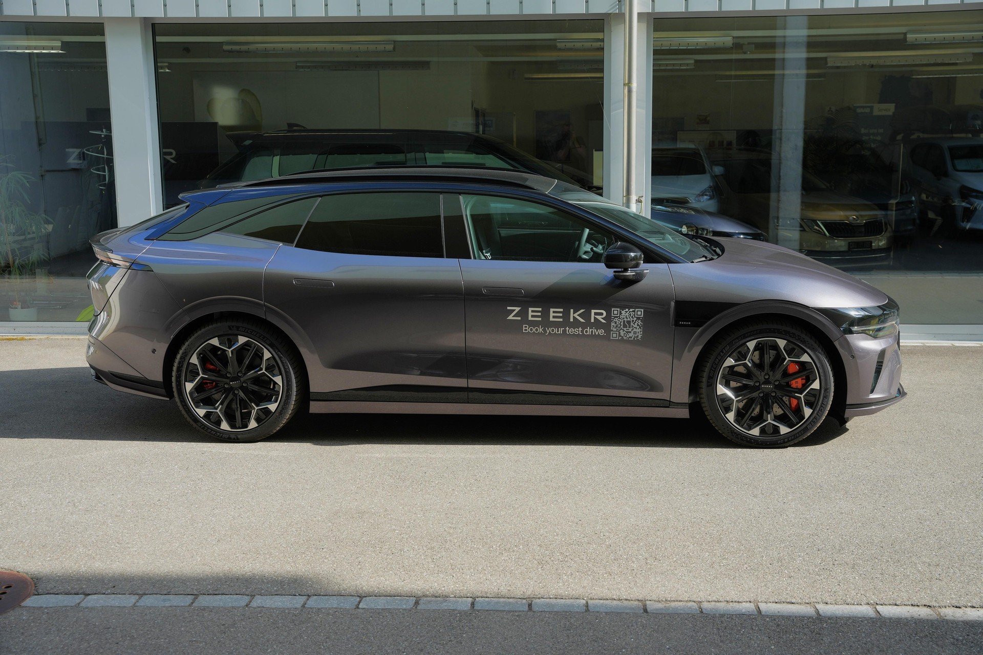 ZEEKR 7GT Privilege AWD-image-2