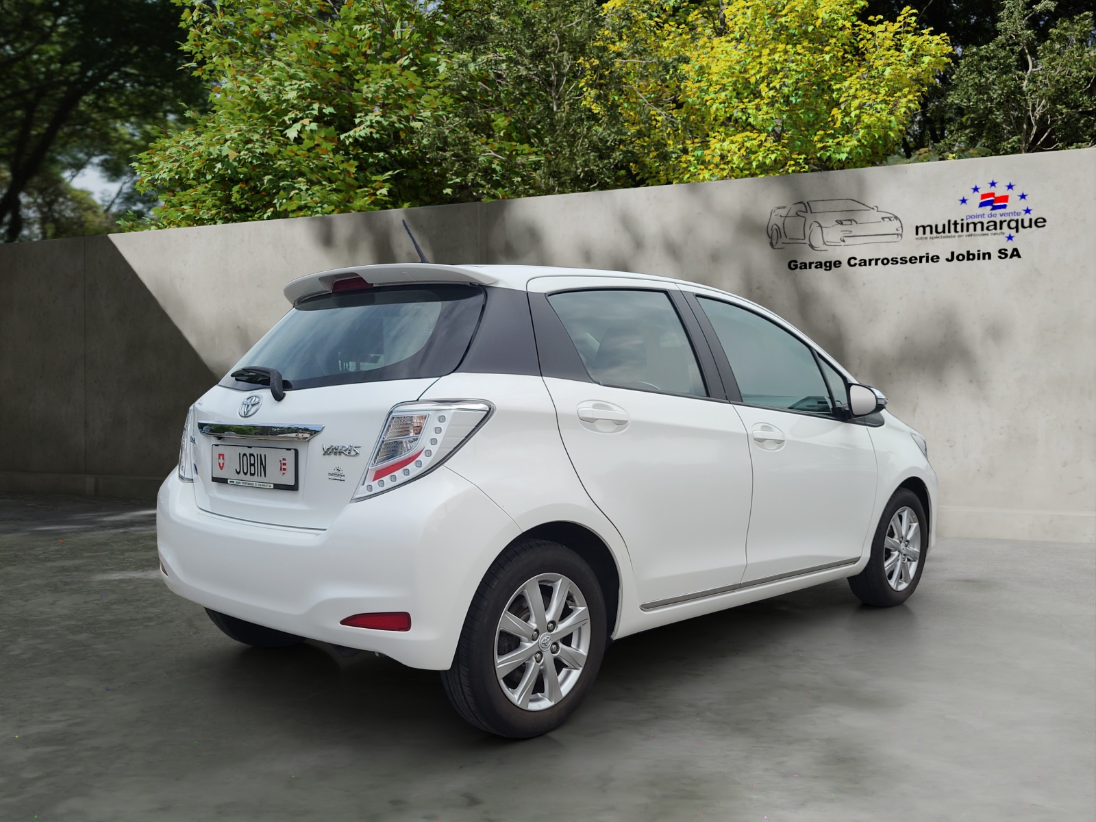 TOYOTA Yaris 1.33 Luna-image-9
