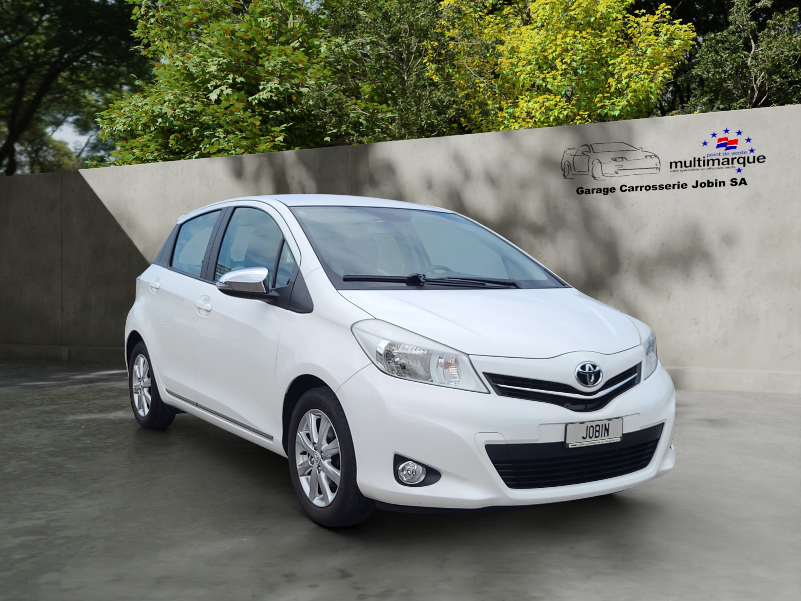TOYOTA Yaris 1.33 Luna-image-15