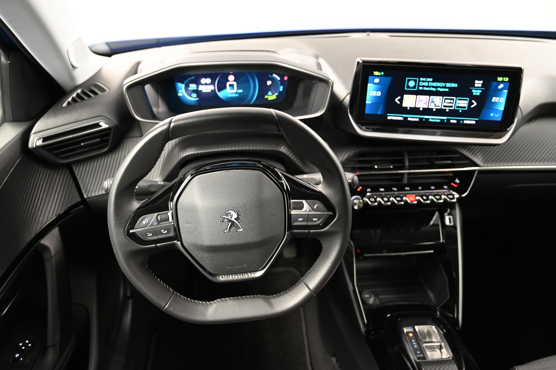 PEUGEOT 2008 e-Allure Pack-image-6