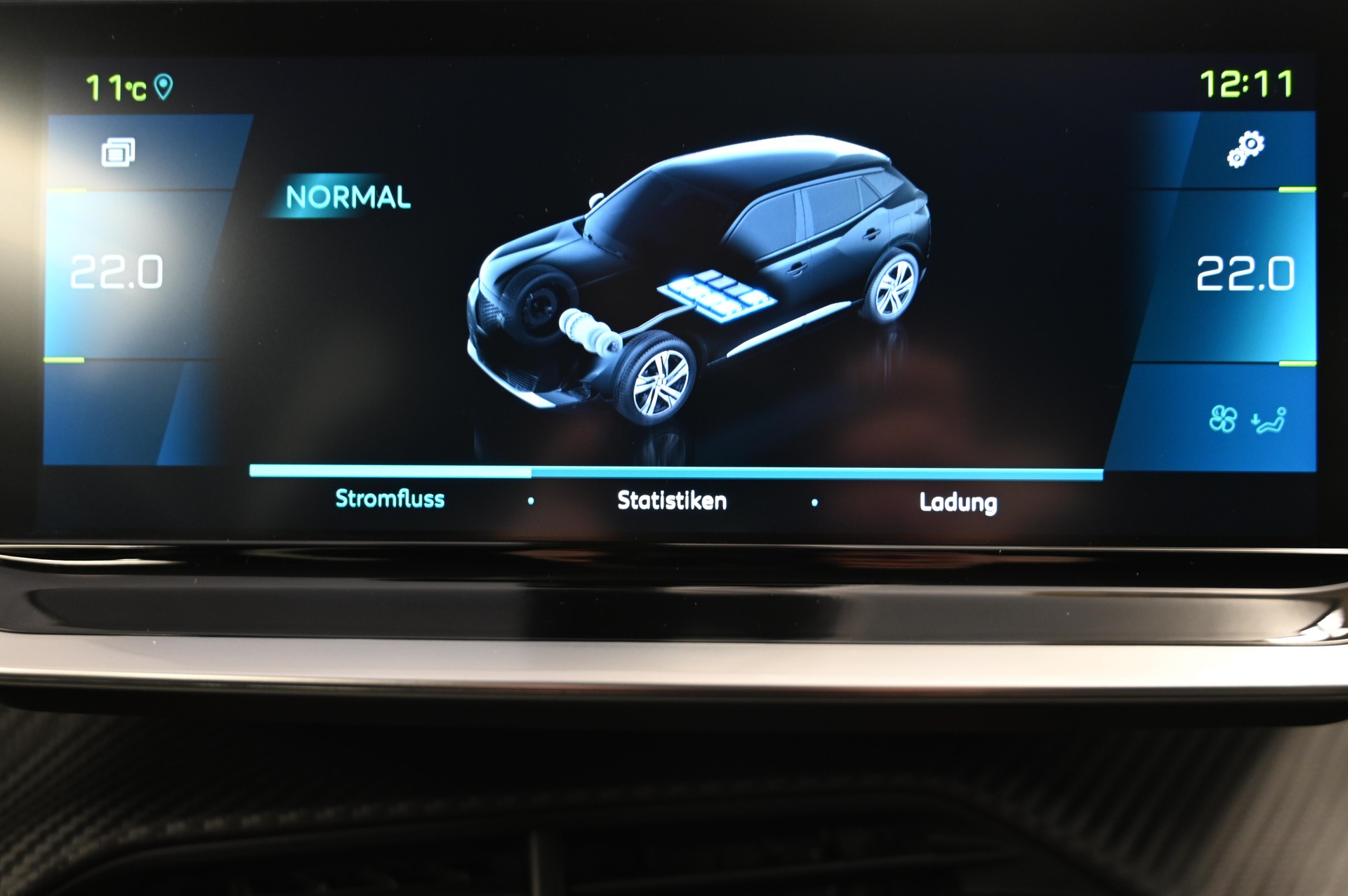 PEUGEOT 2008 e-Allure Pack-image-16